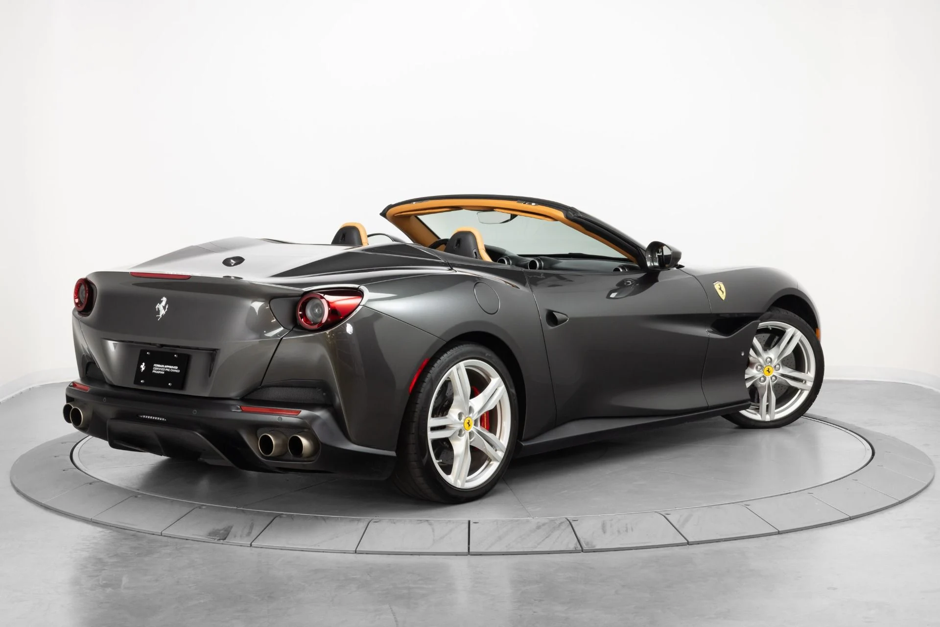 mph109_4201831427_Used_2019_Ferrari_Portofino_1784318320_4f0513a374