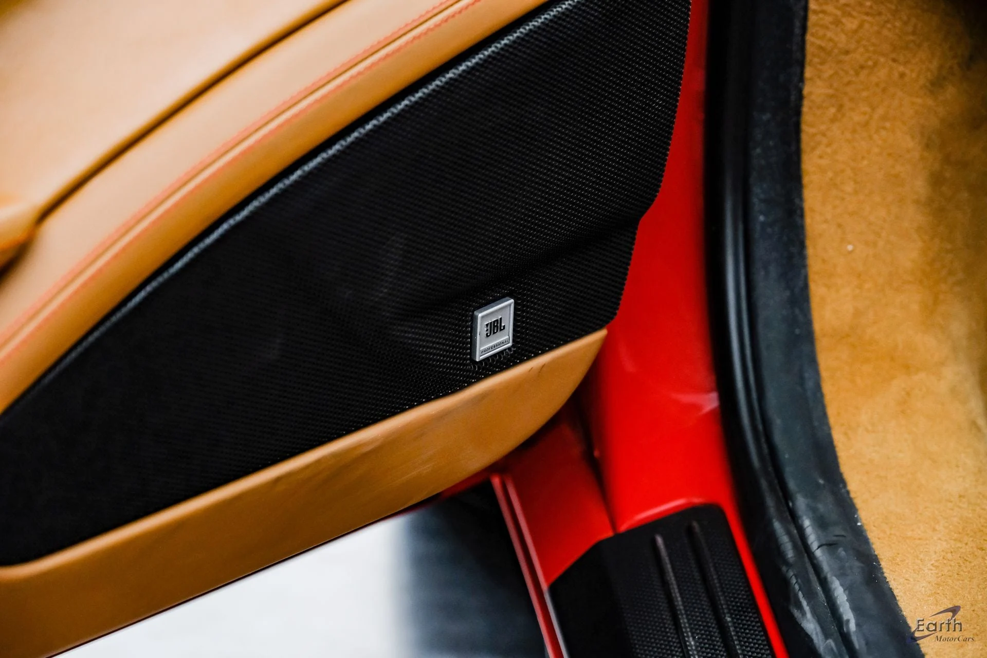 mph109_73439896_2a30ba8deadb209f3325cbb9ba241e94x_333d3969a0