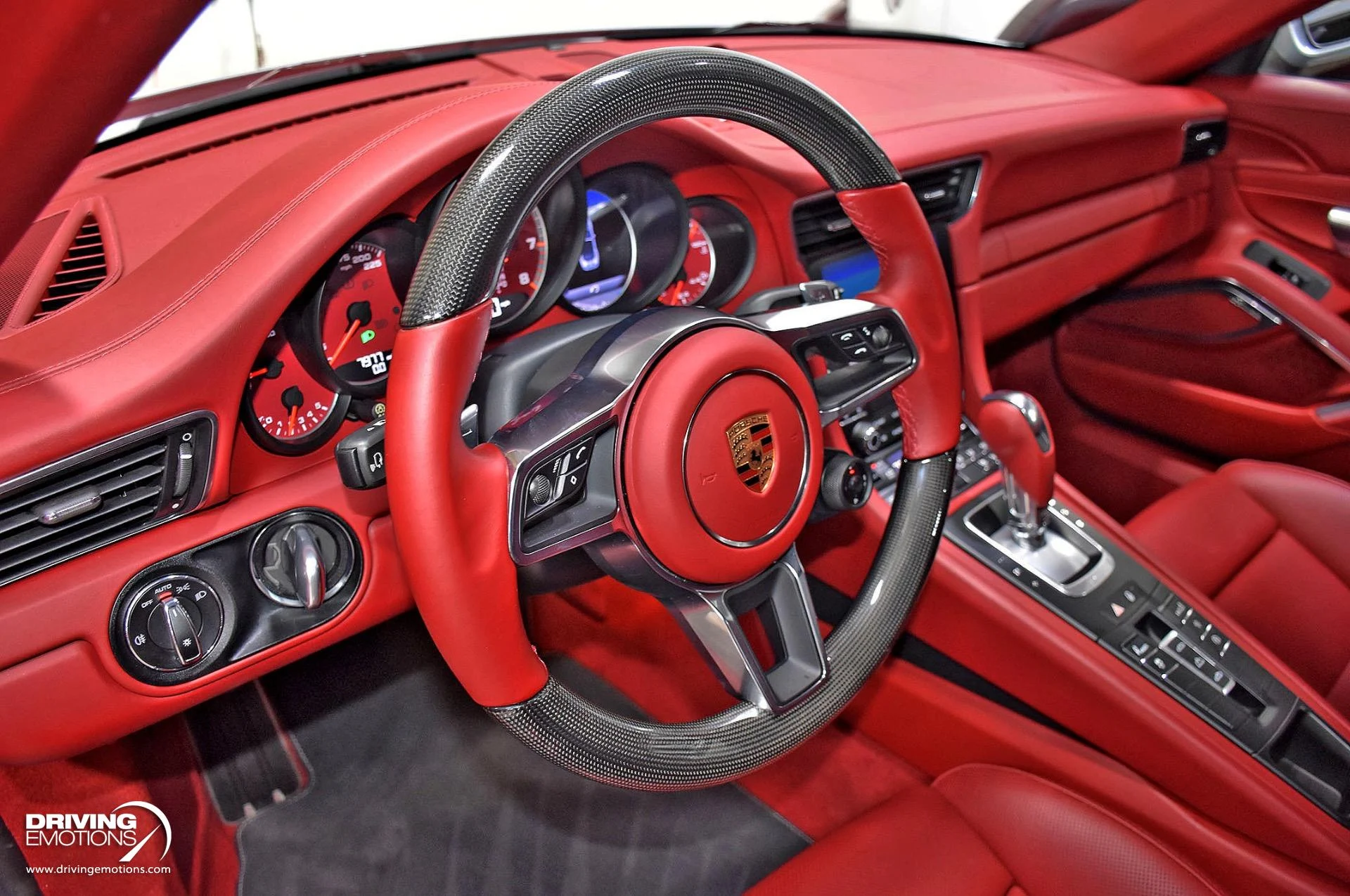 mph110_1955468039_866_p111_l_16c2e444bb