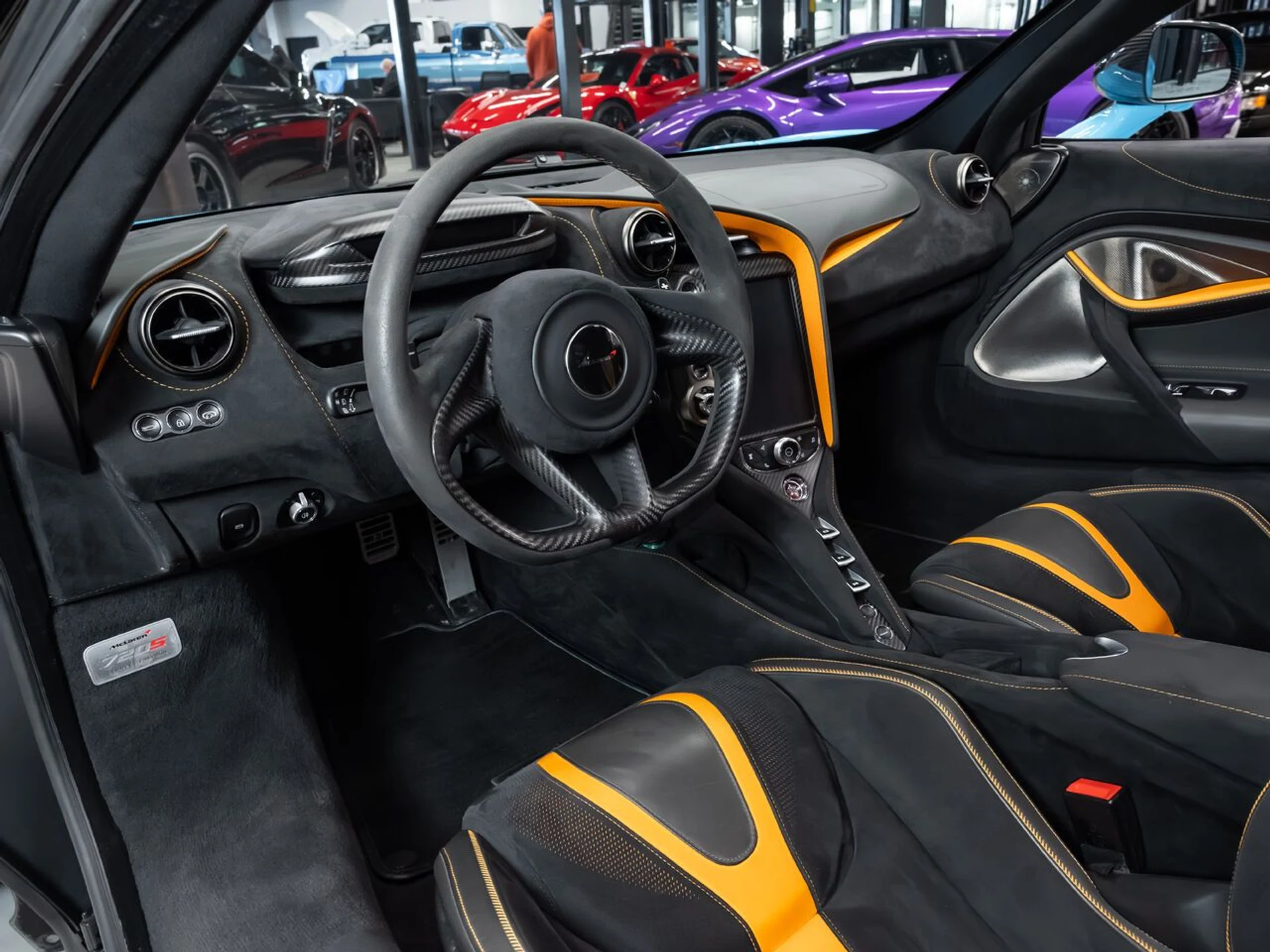 mph110_2525919502_mclaren_720s_2018_e65f3026e7