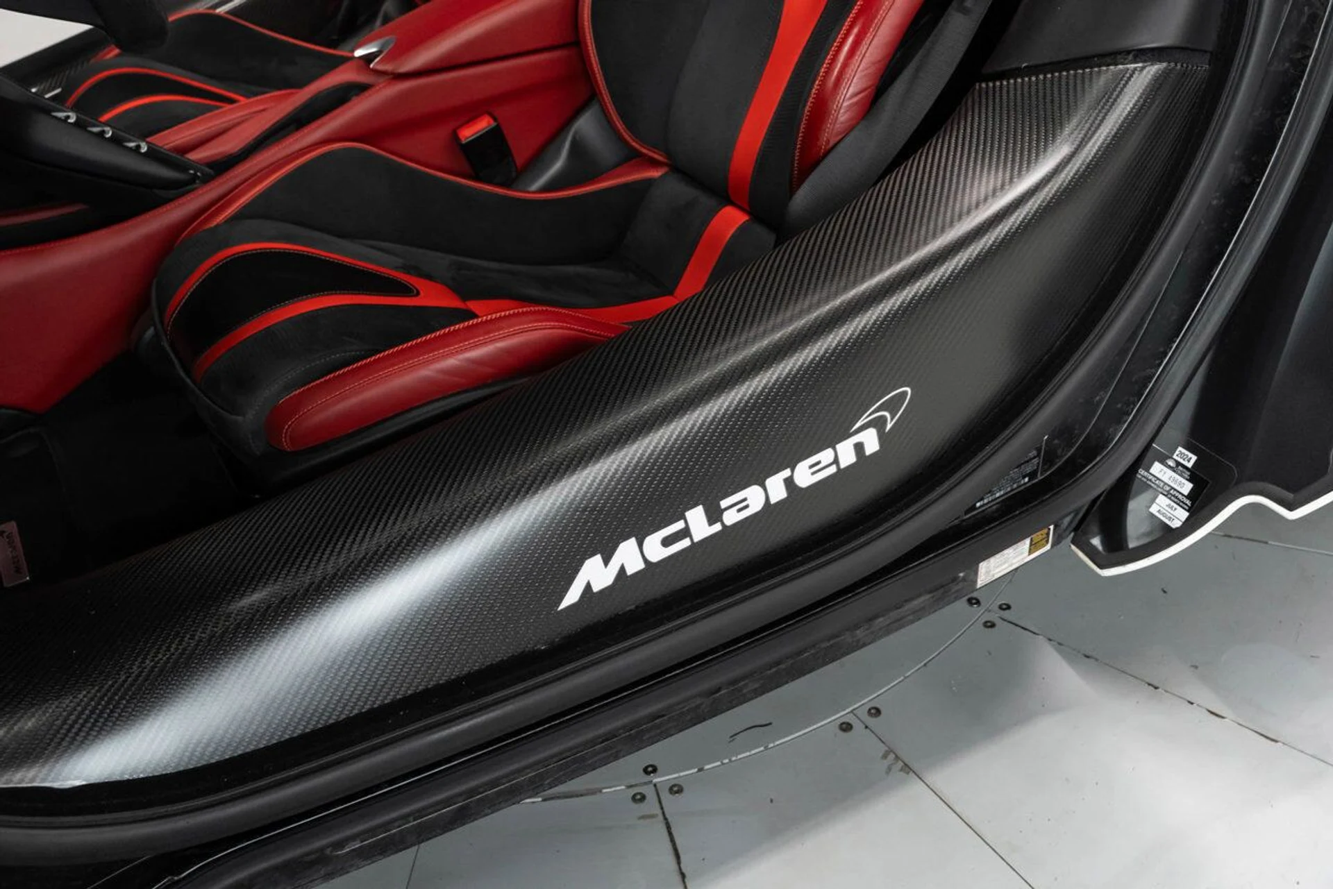 mph110_2723771866_mclaren_720s_2018_99e432e2a1