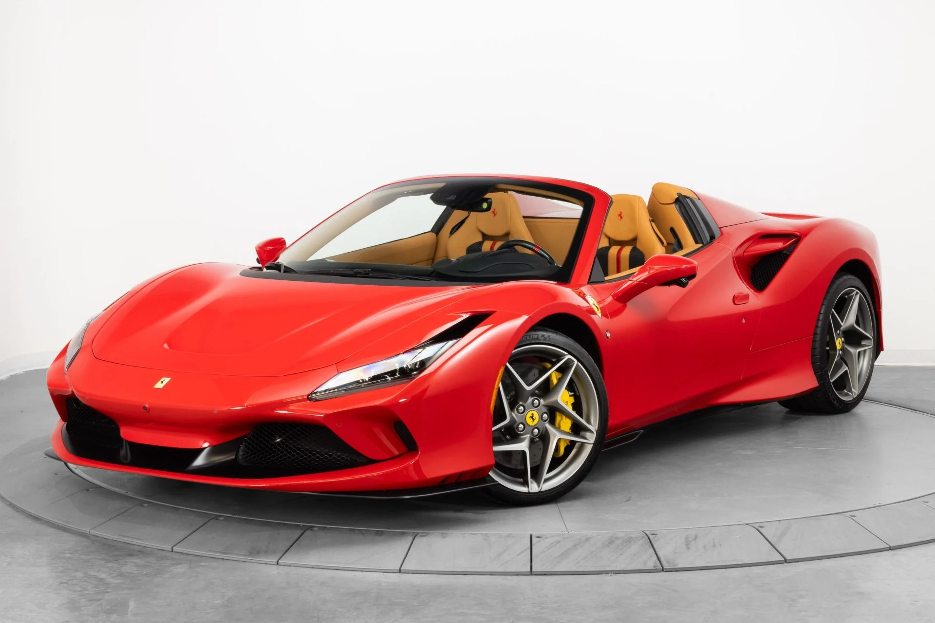 mph110_2806572416_Used_2021_Ferrari_F8_Spider_1788360479_ae199a8ead