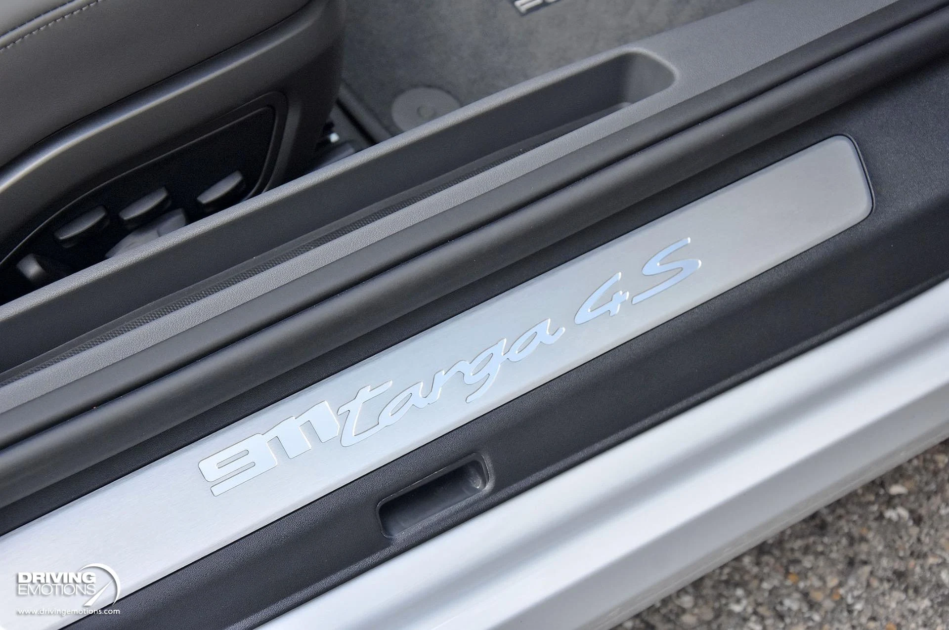 mph110_4099164529_898_p111_l_ad6ef18fa2