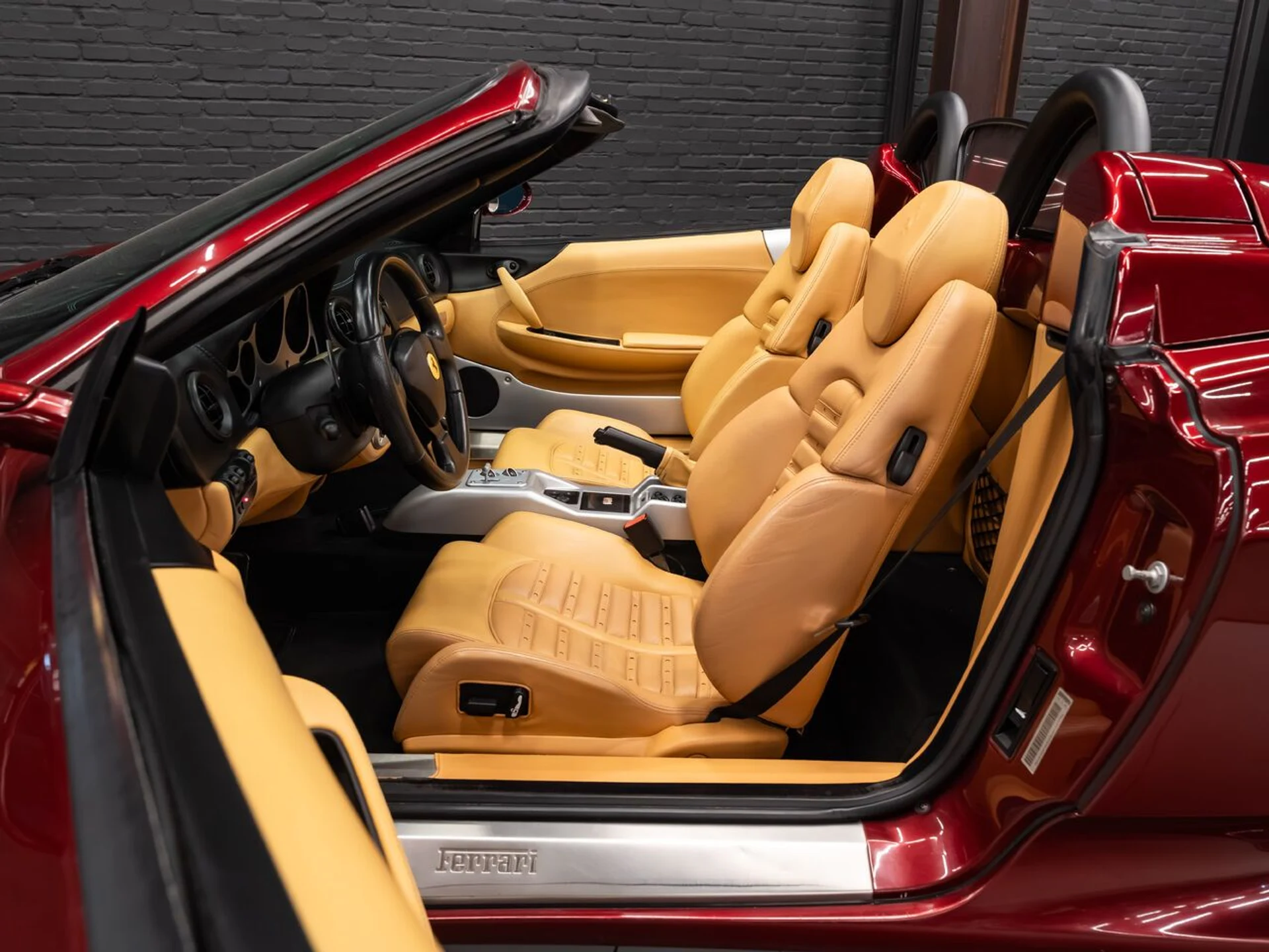 mph110_528017536_ferrari_360_2004_b3ad4e89f8