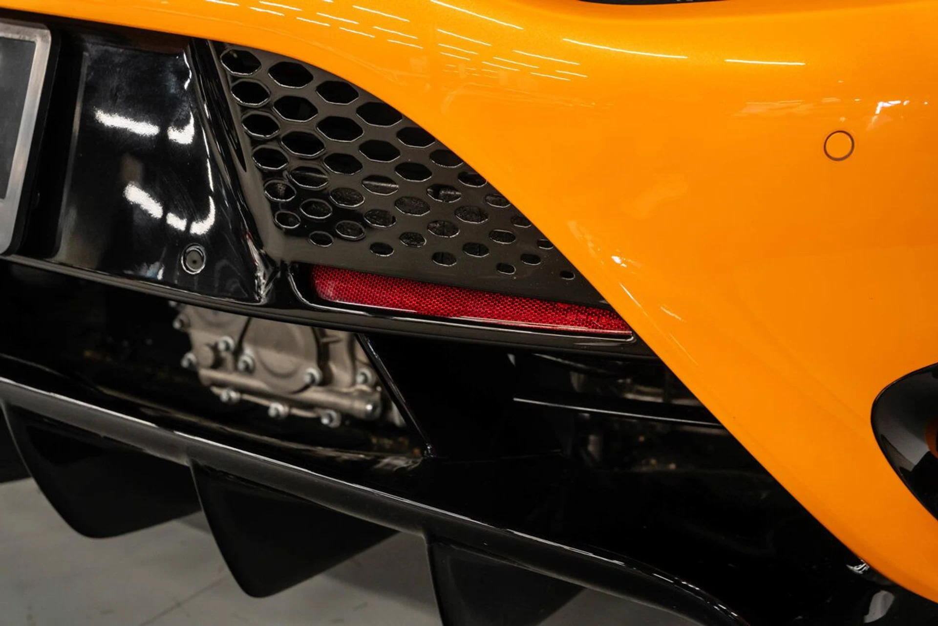 mph111_2849091918_mclaren_765lt_2021_35a1cf14d4