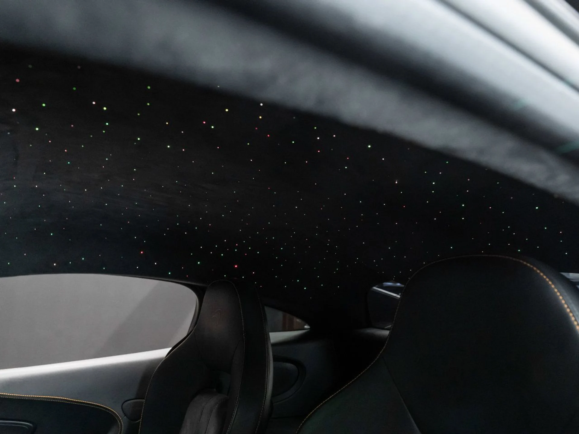 mph111_2953757152_mclaren_570s_2017_176c75dc32