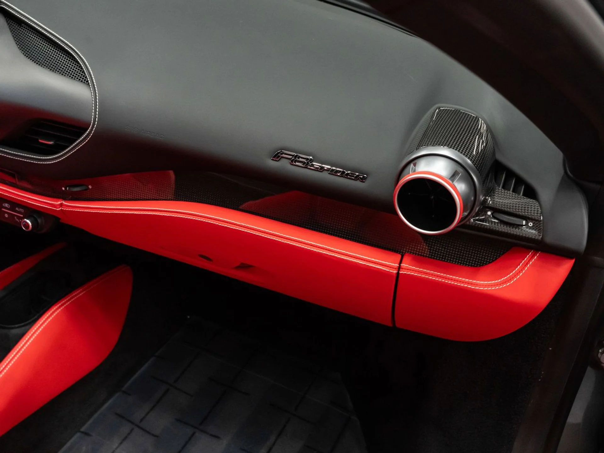 mph111_3281188725_ferrari_f8_spider_2021_ba05596869