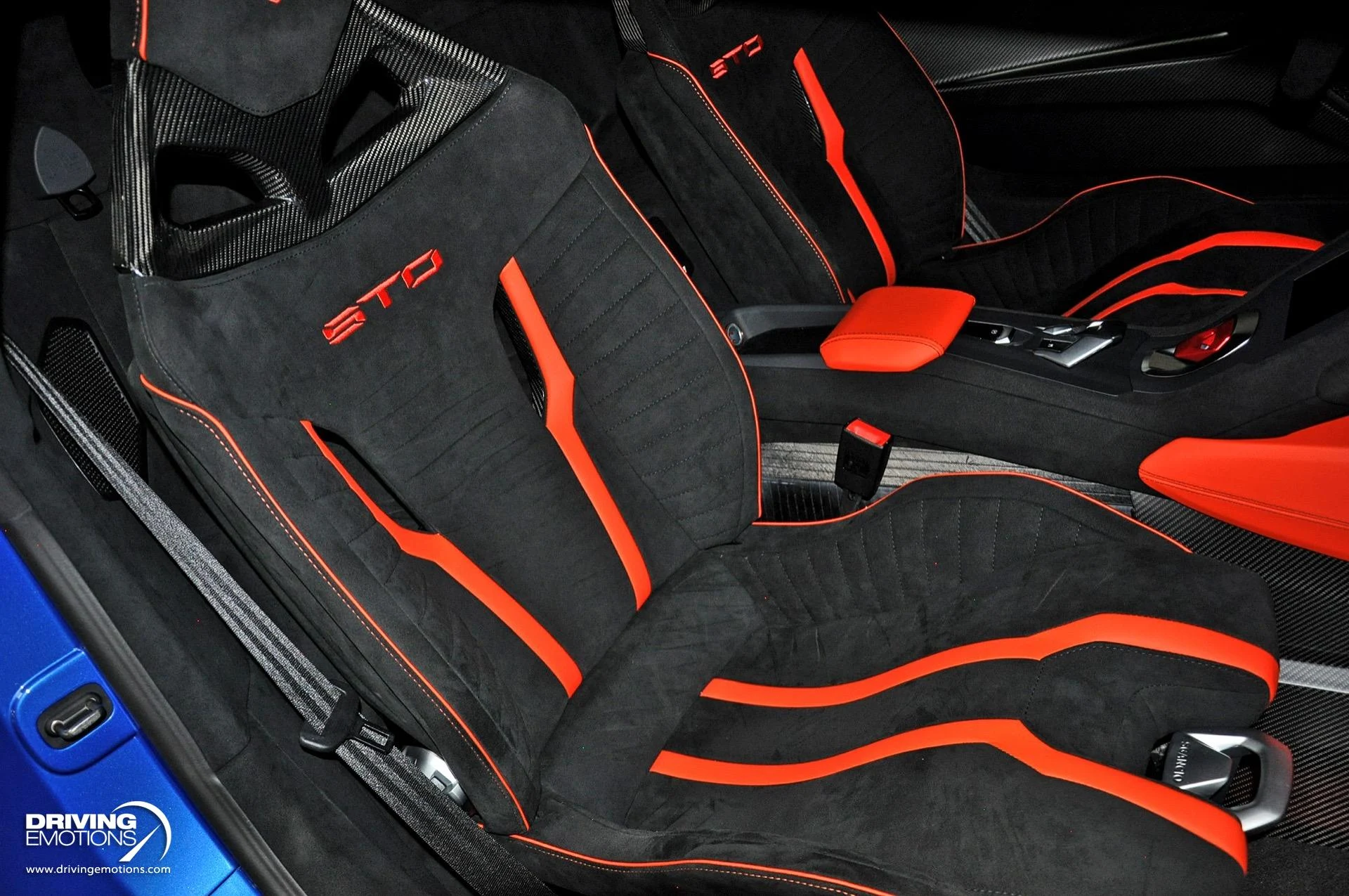 mph111_4153273978_743_p112_l_fca7002973