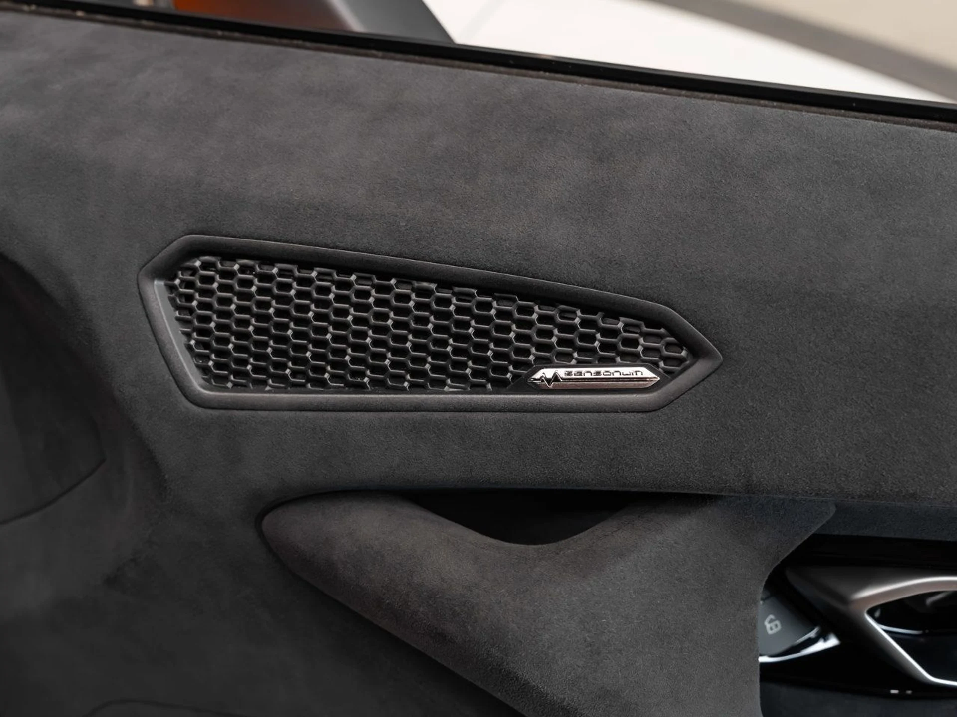 mph111_4171109910_lamborghini_huracan_2023_4312269f56