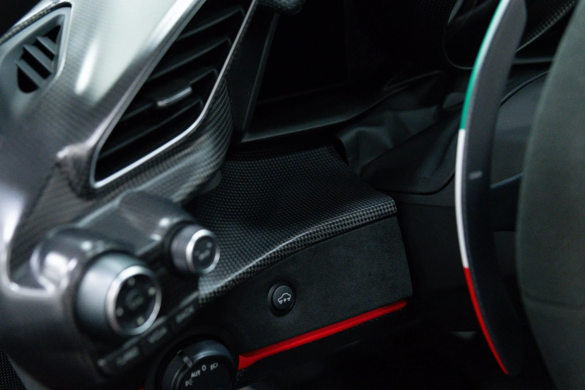 mph111_46714780_Used_2020_Ferrari_488_Pista_1788470814_f75763488a