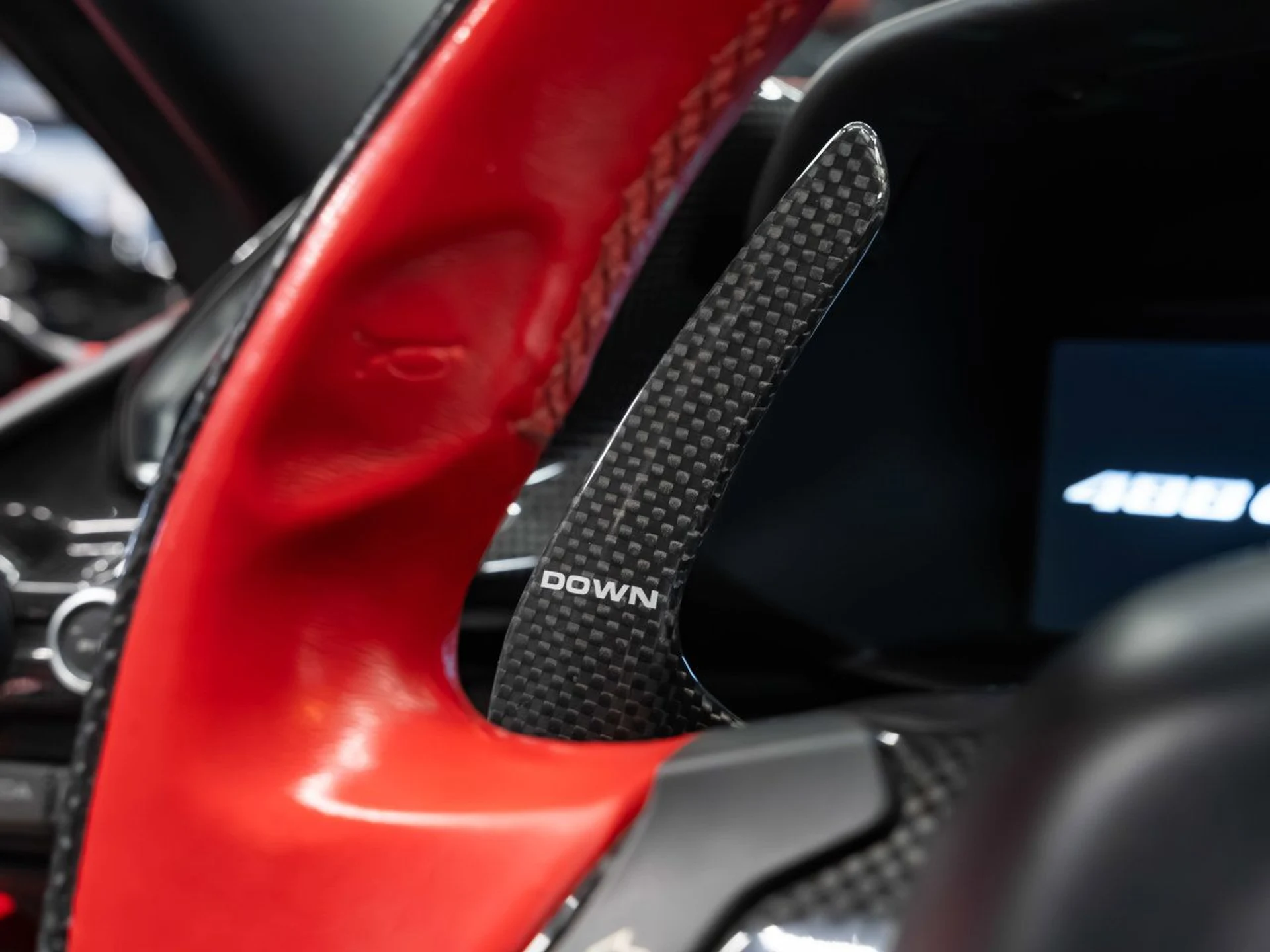 mph111_837106576_ferrari_488_gtb_2017_08a830186d