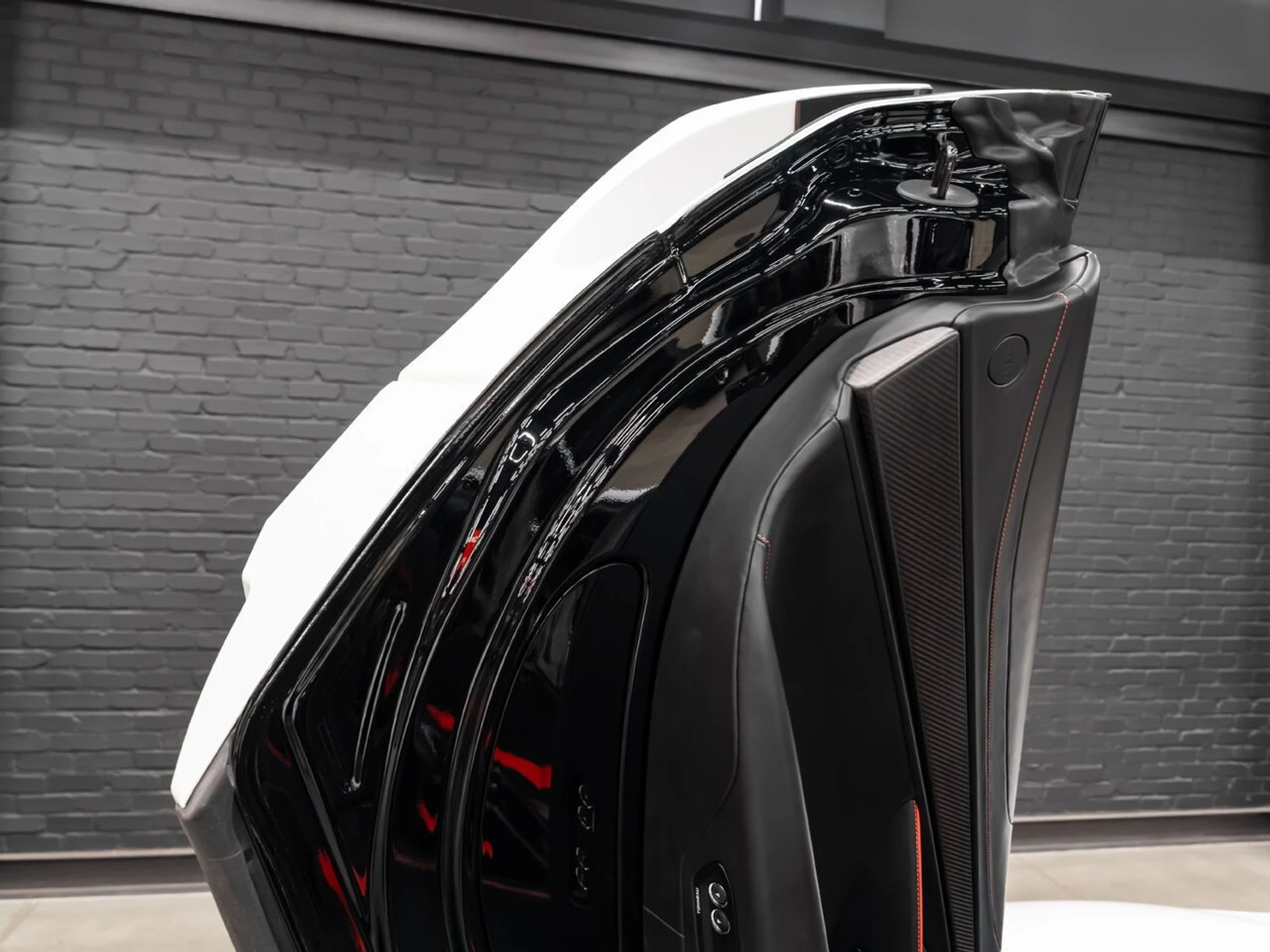 mph112_1153846391_mclaren_720s_2019_558790b098