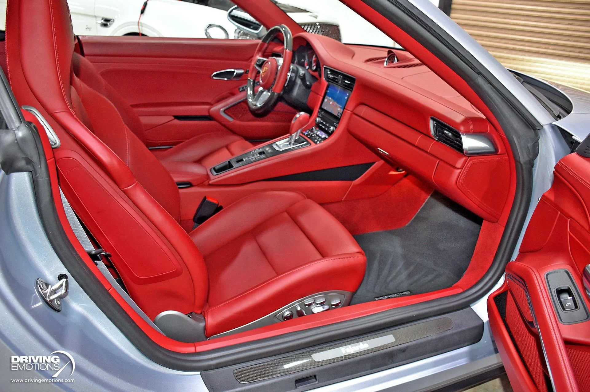 mph112_1189453302_866_p113_l_255f6c5b3c