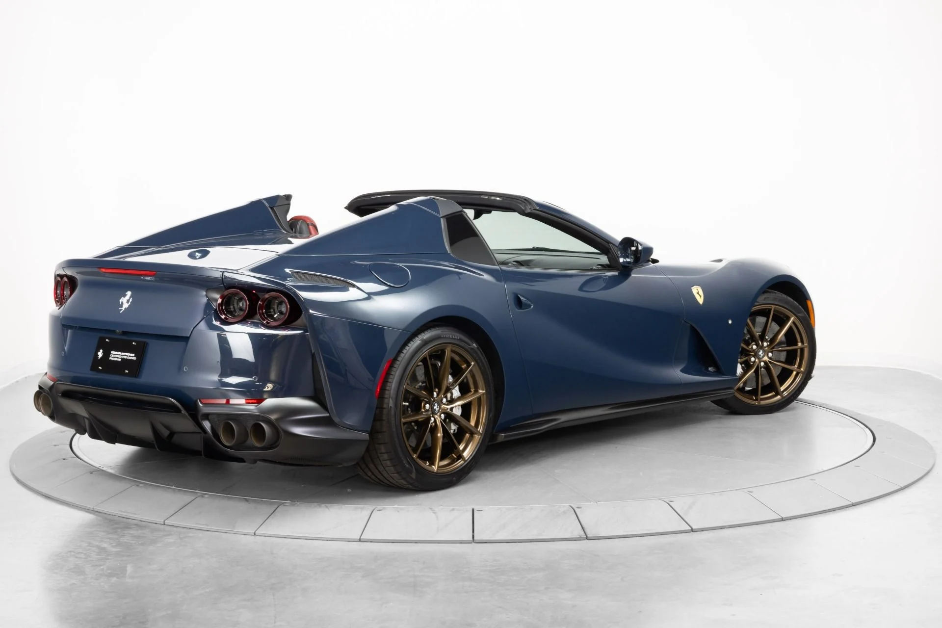 mph112_1892413755_Used_2021_Ferrari_812_GTS_1783705207_abbe5e07bc