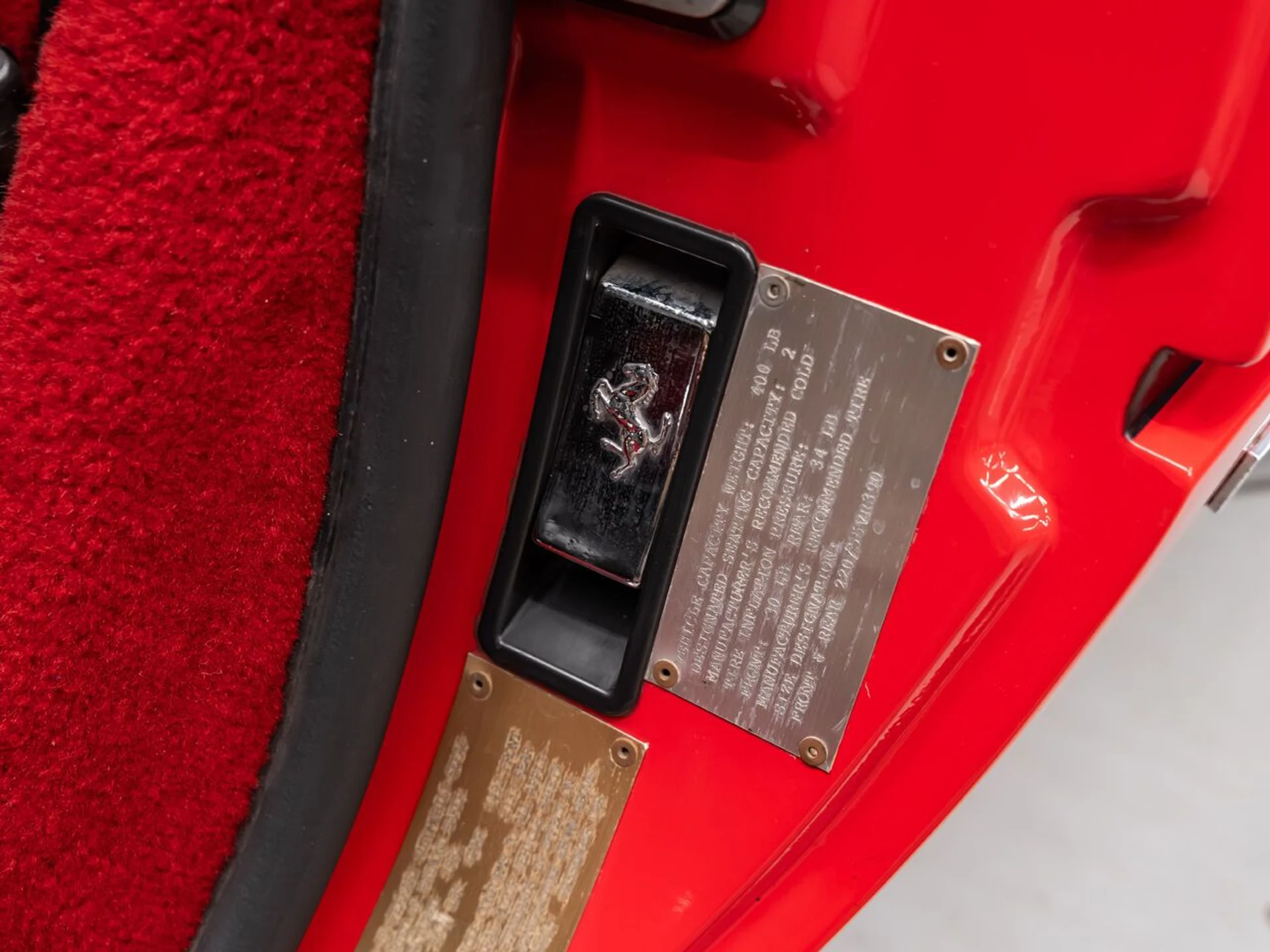 mph112_2449036498_ferrari_308_gtsi_1982_059aa7b7e9
