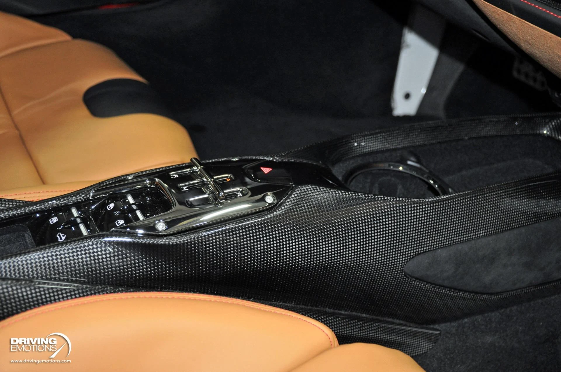 mph112_2733200691_860_p113_l_d45232f01d