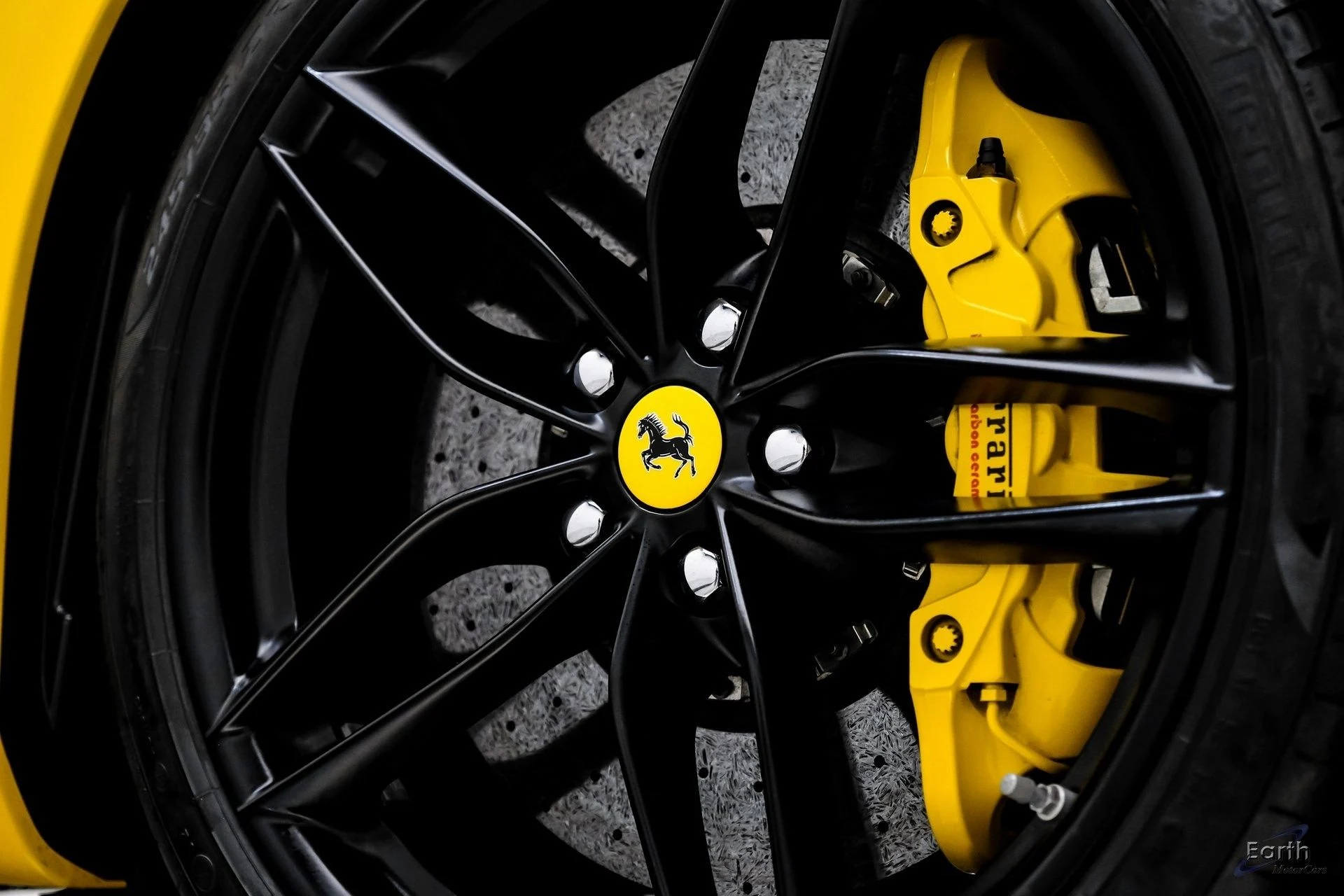 mph112_2925652272_2355108362de692f959fd30608e44d80x_5ec49c3400