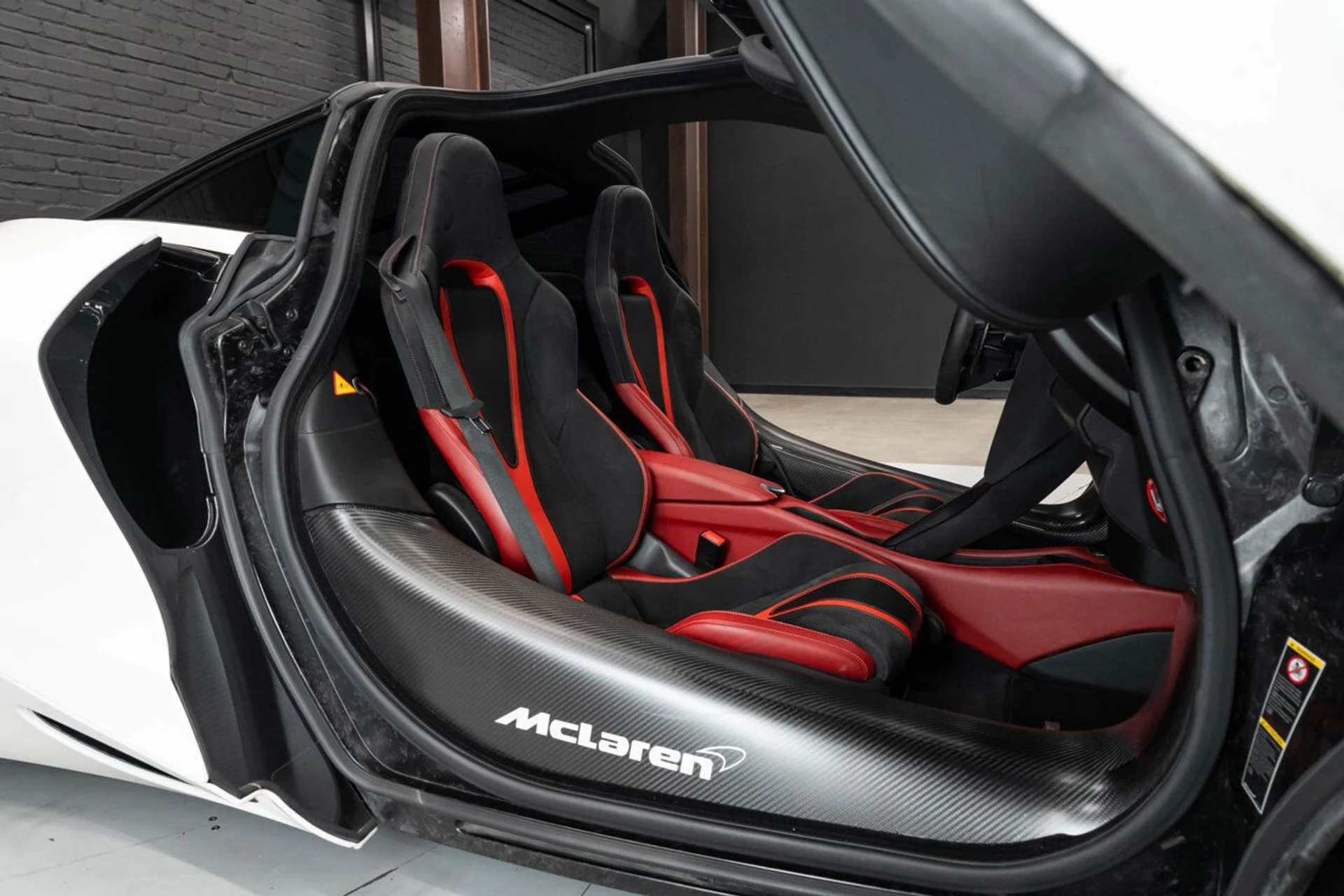 mph112_3036209167_mclaren_720s_2018_900a07e40f