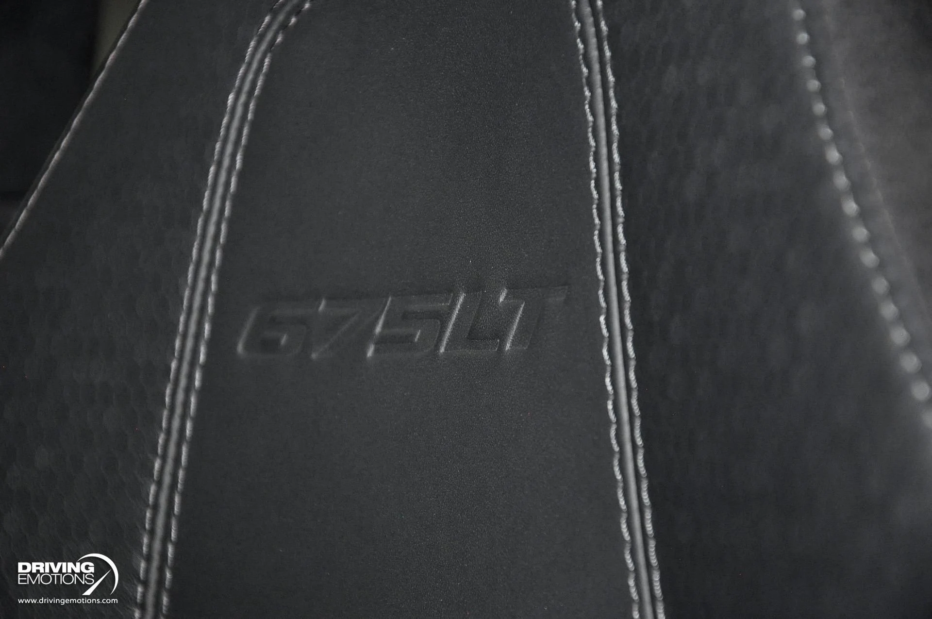 mph112_3334425495_855_p113_l_3e786e79c7