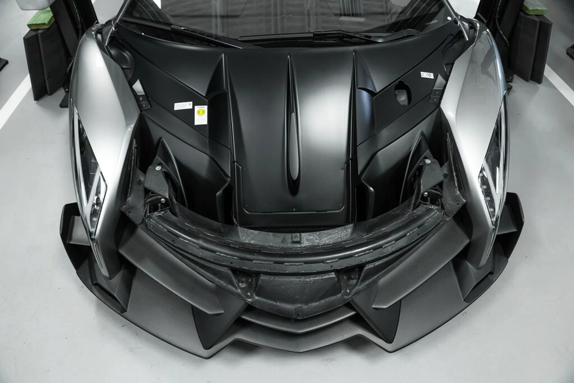 mph112_367025293_lamborghini_veneno_2014_jpg_v_1779988126_fce2129cae
