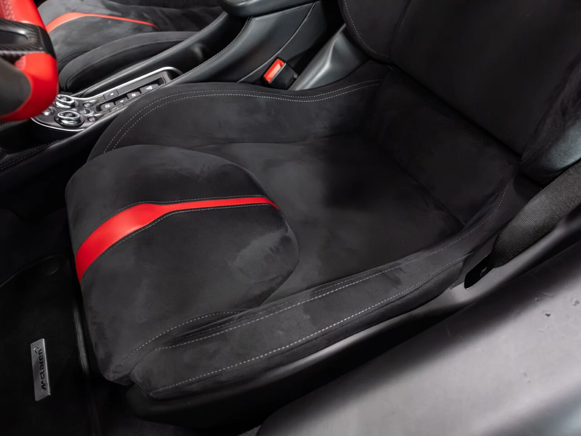 mph112_3685884781_mclaren_570s_2017_86f7bf9df0