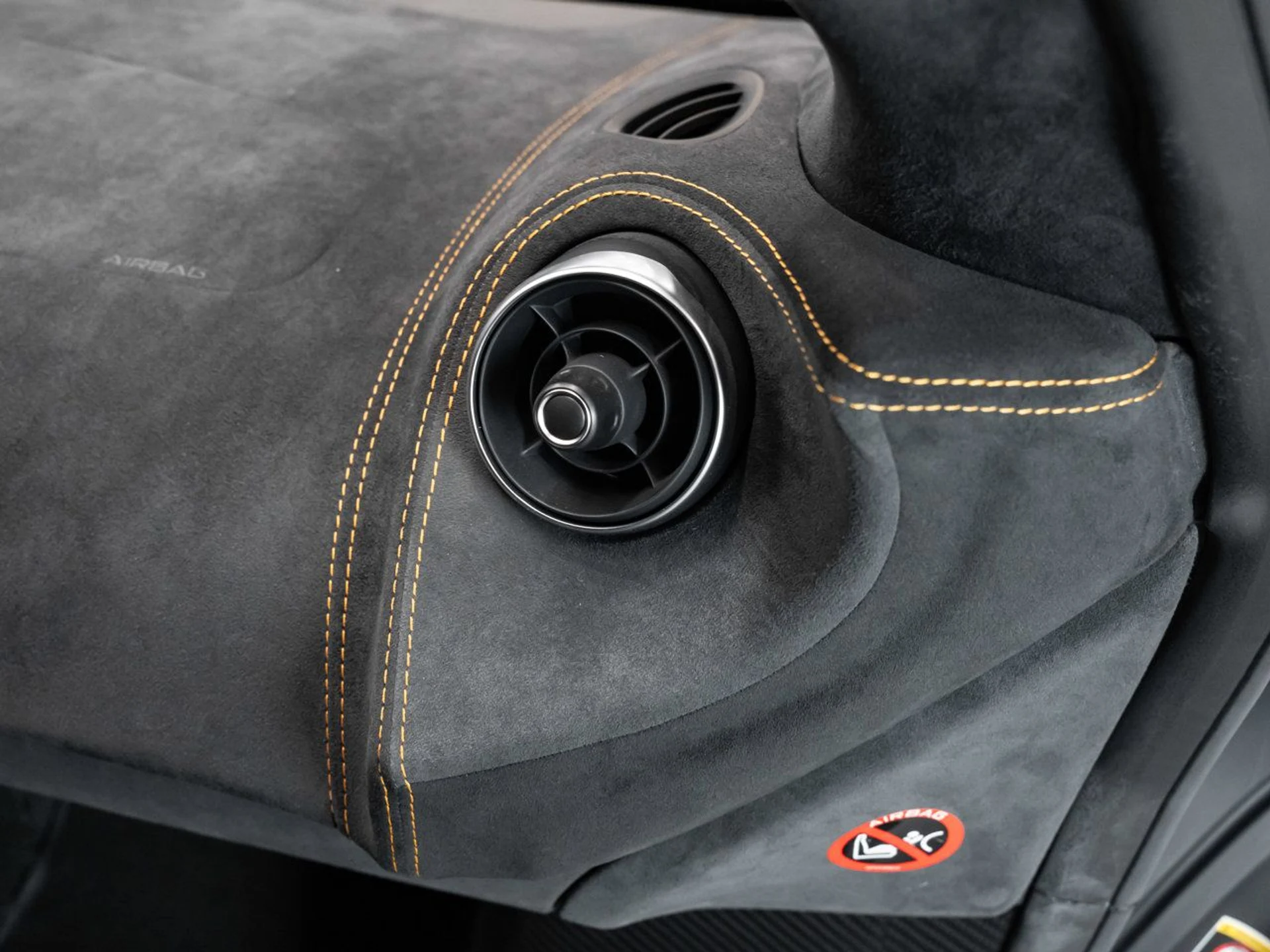 mph112_3775029734_mclaren_600lt_2019_0b790f0989