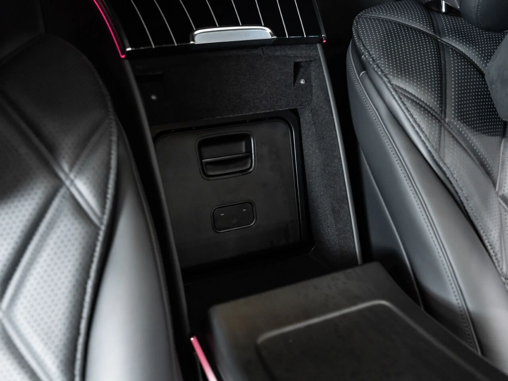 mph112_3812275087_mercedes_benz_s_class_2023_5892619c0c