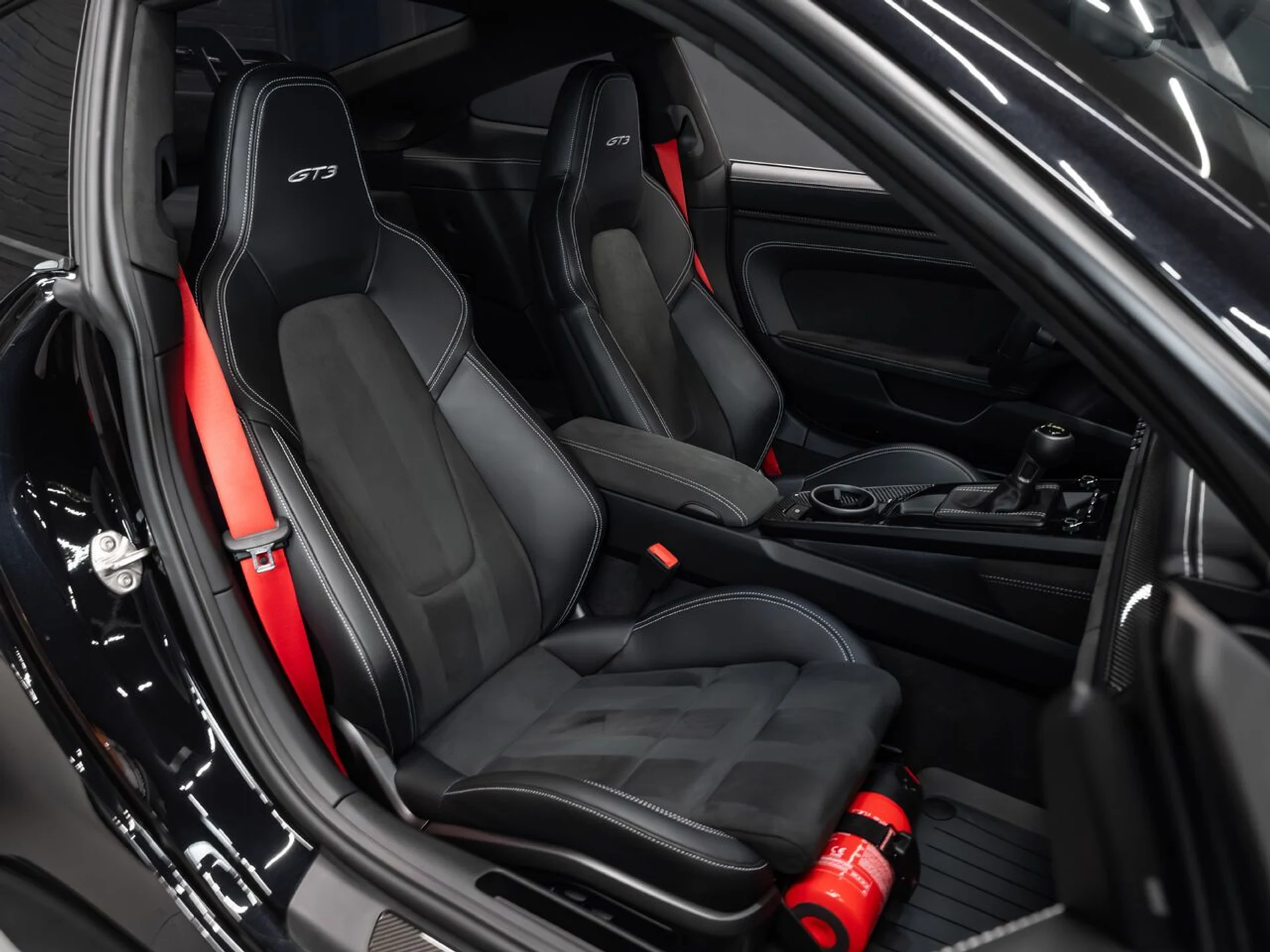 mph112_3967695469_porsche_911_2022_54f767ff61