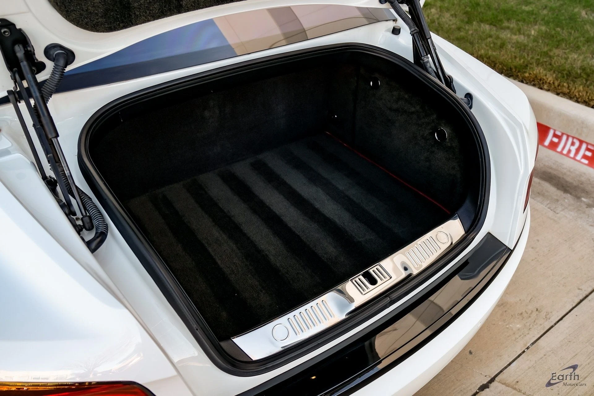 mph113_104582739_b6220b4182d006a41fe2be23f896e265x_bb89ea6621