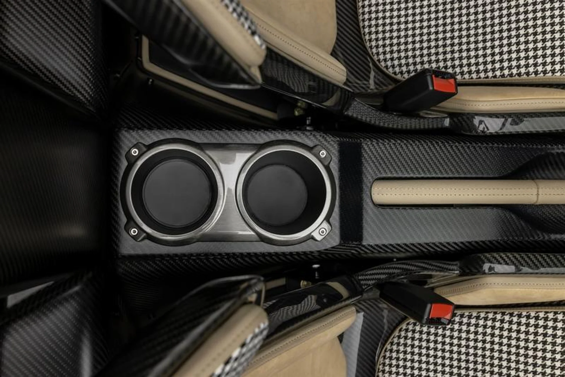 mph113_1220643525_554_ED_88_D_529_F_4446_9_D2_A_9041_D8_BCF_3_F5_ee032a1ed5