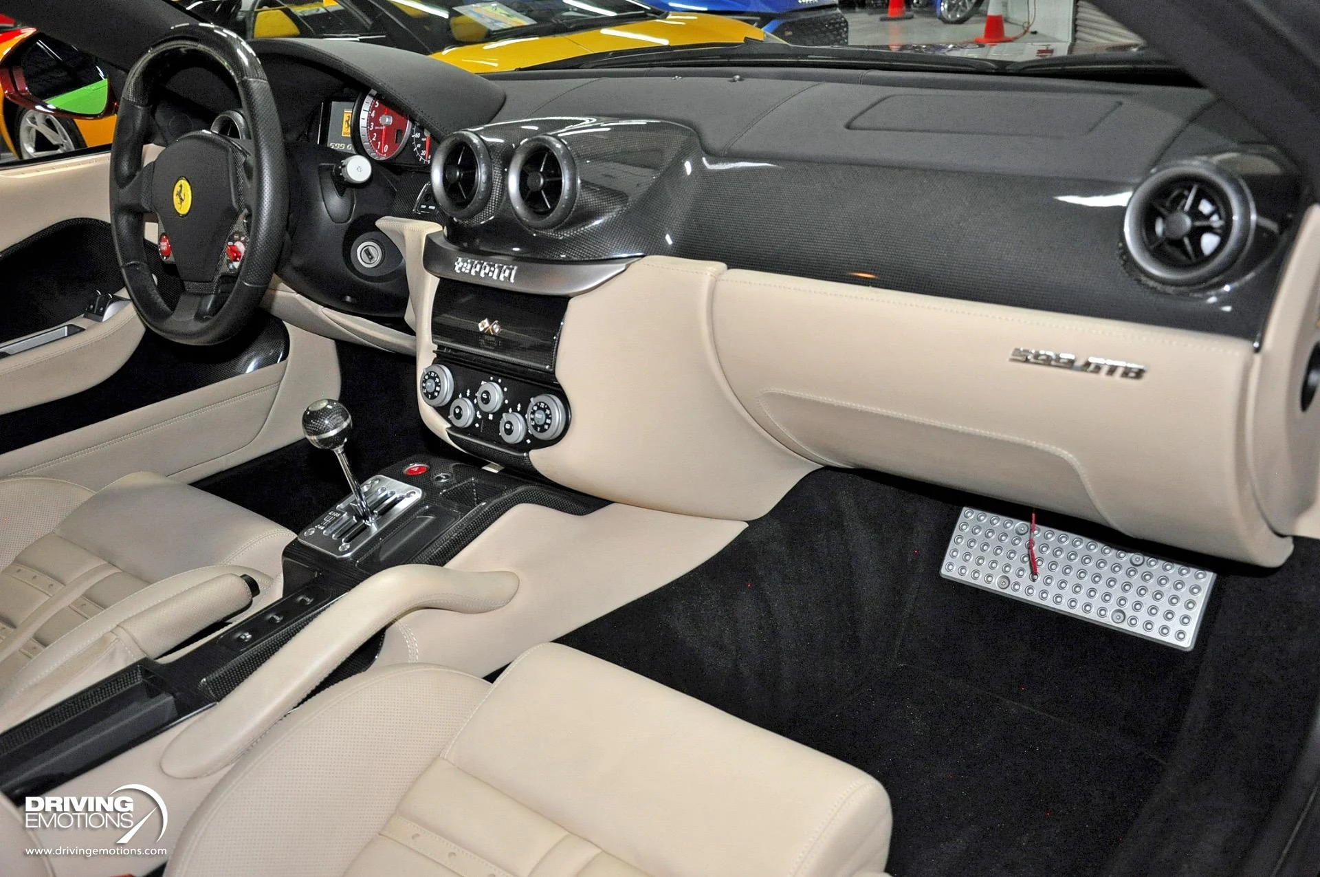 mph113_1541269628_867_p114_l_e0f45b5607