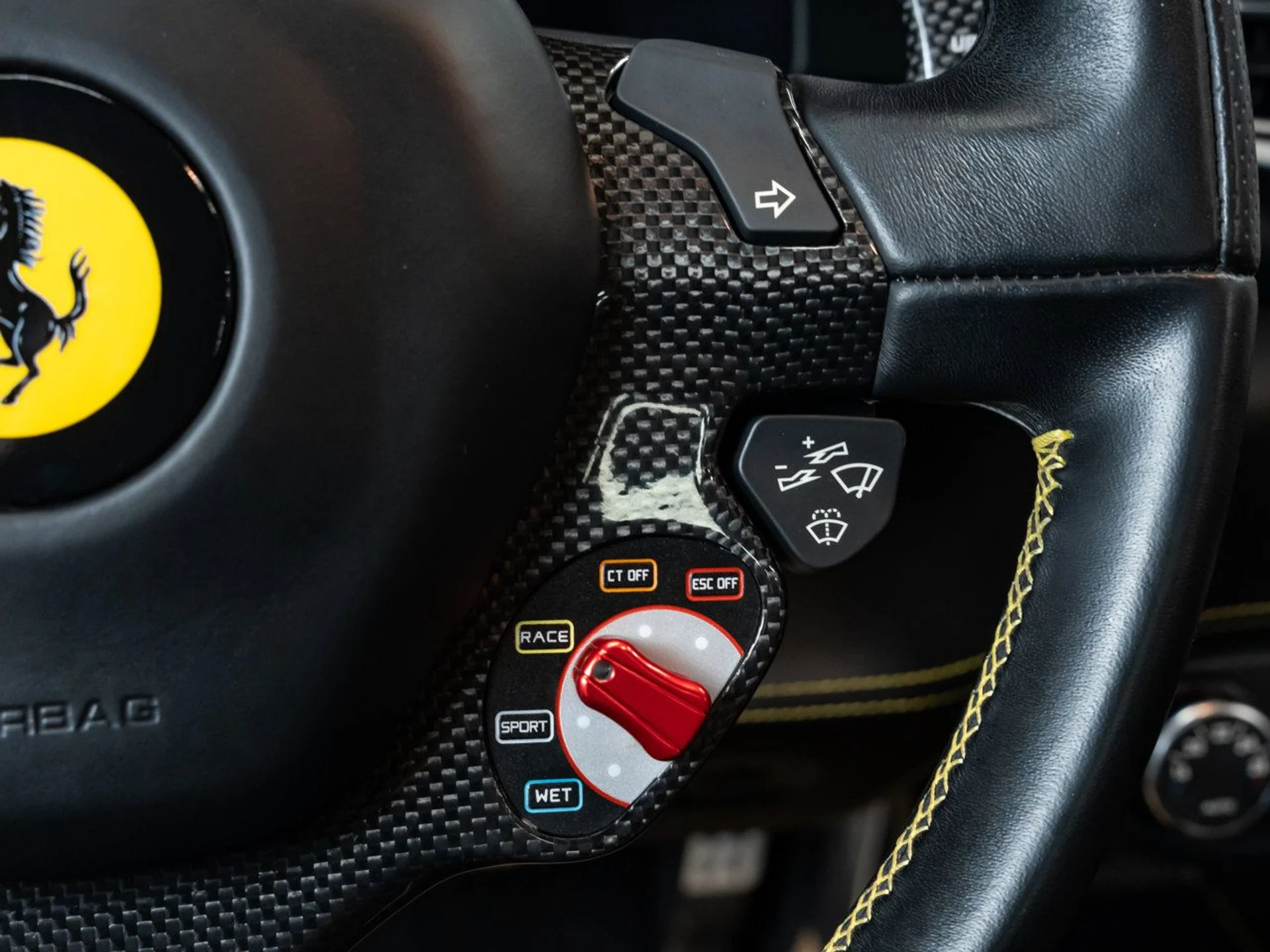 mph113_2764786556_ferrari_458_italia_2015_1b686a3c38