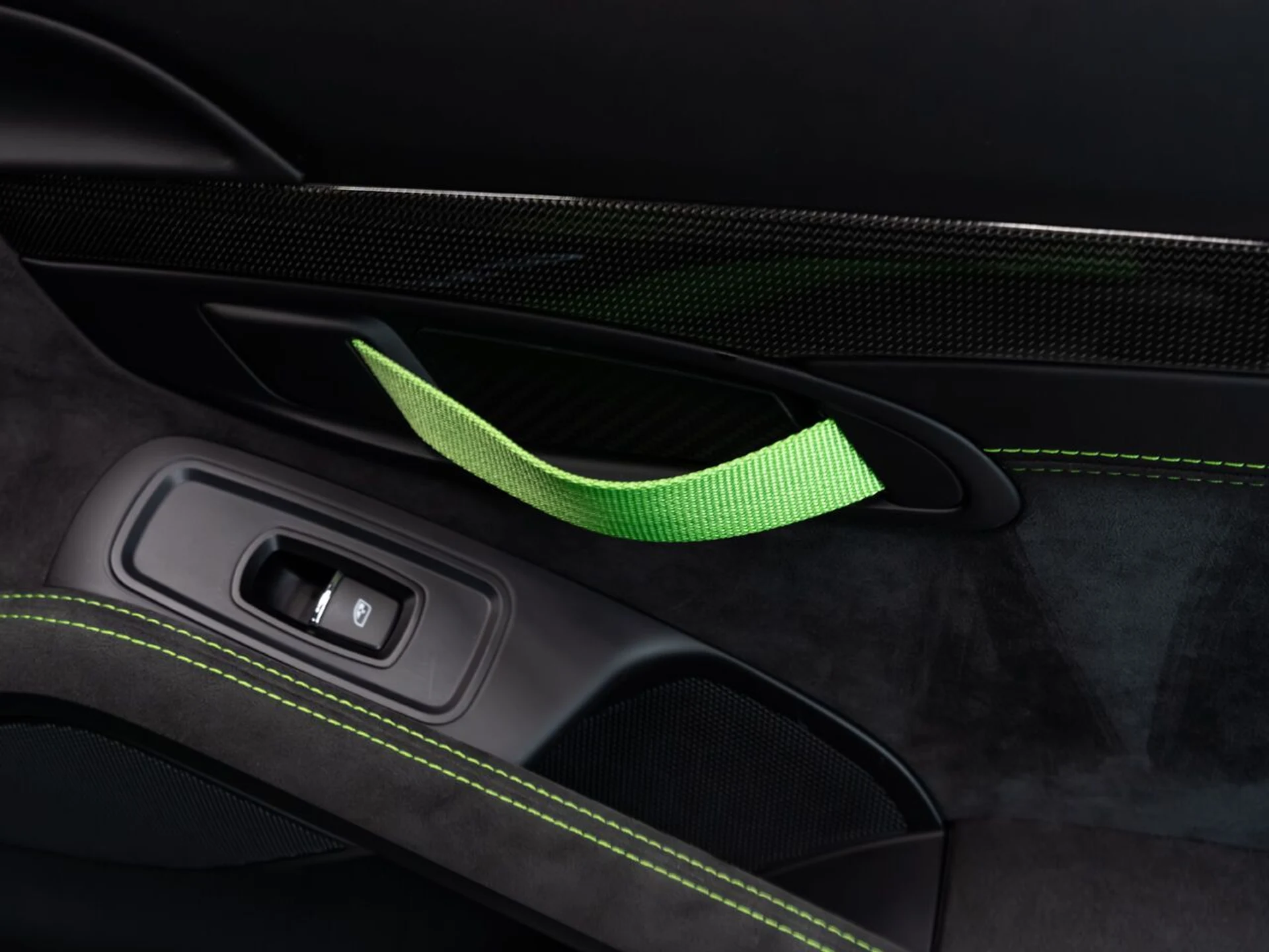 mph113_4070291275_porsche_911_2019_a796e33ce1