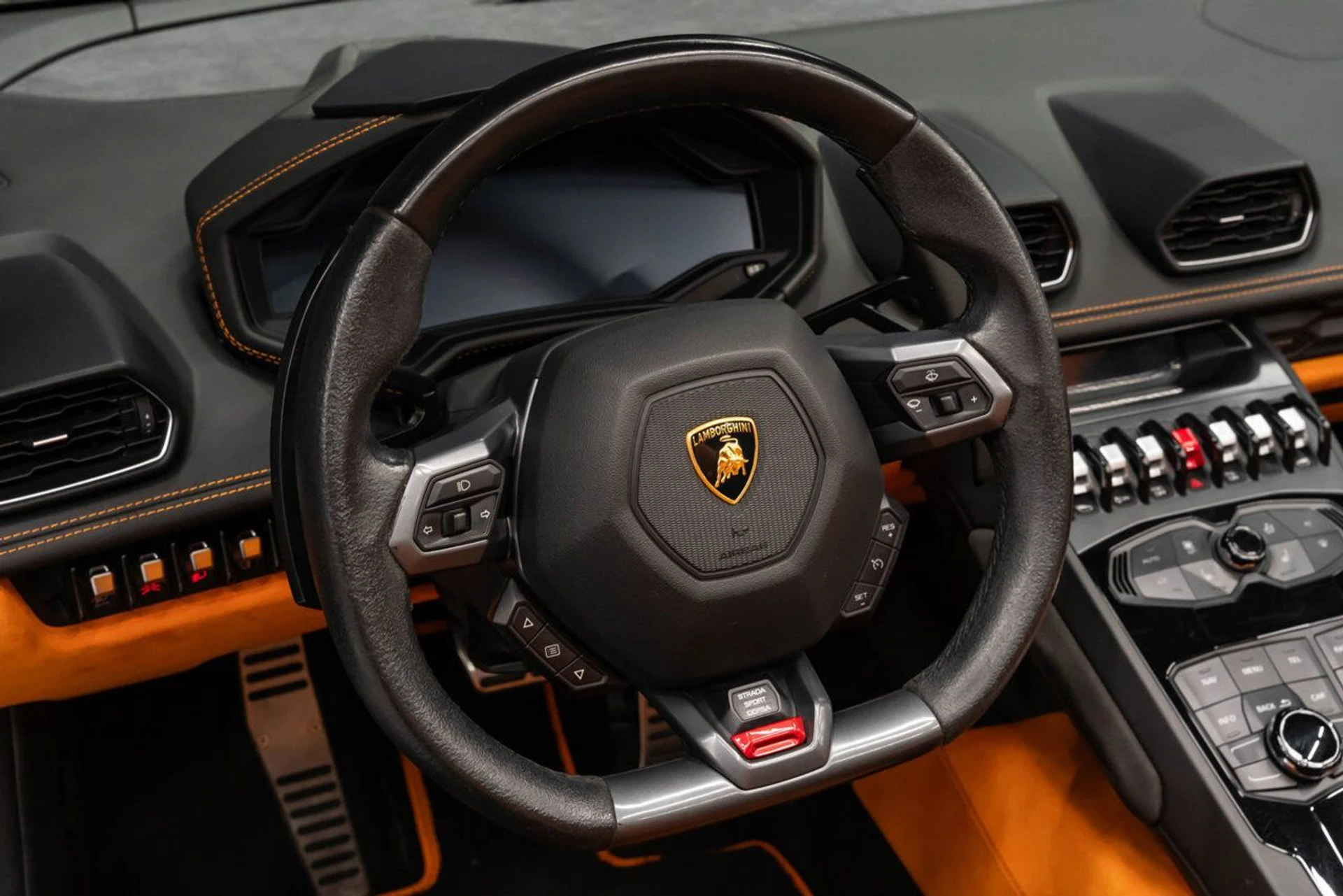 mph113_561814393_lamborghini_huracan_2016_1b40728152