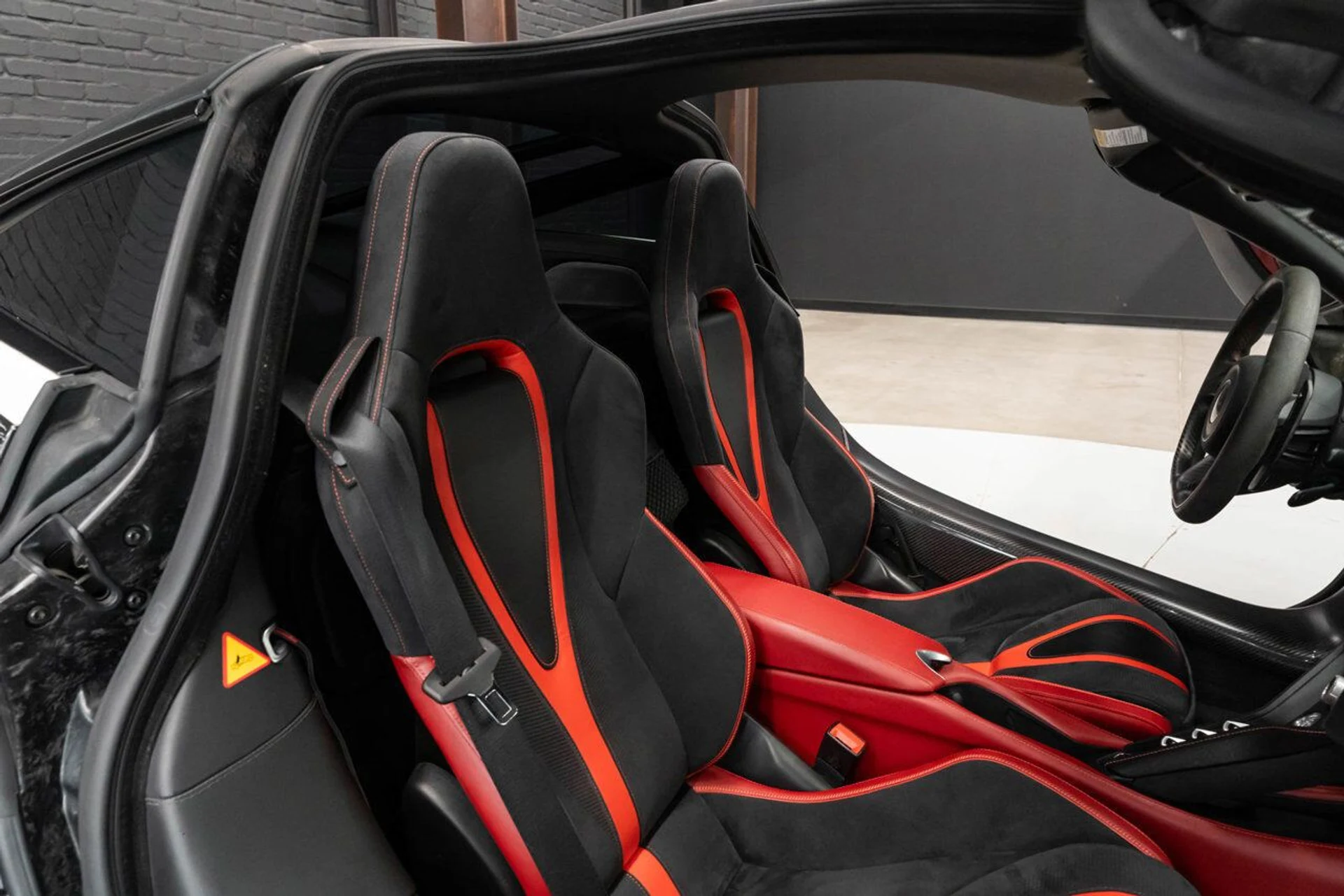 mph113_625548825_mclaren_720s_2018_baab23b78b