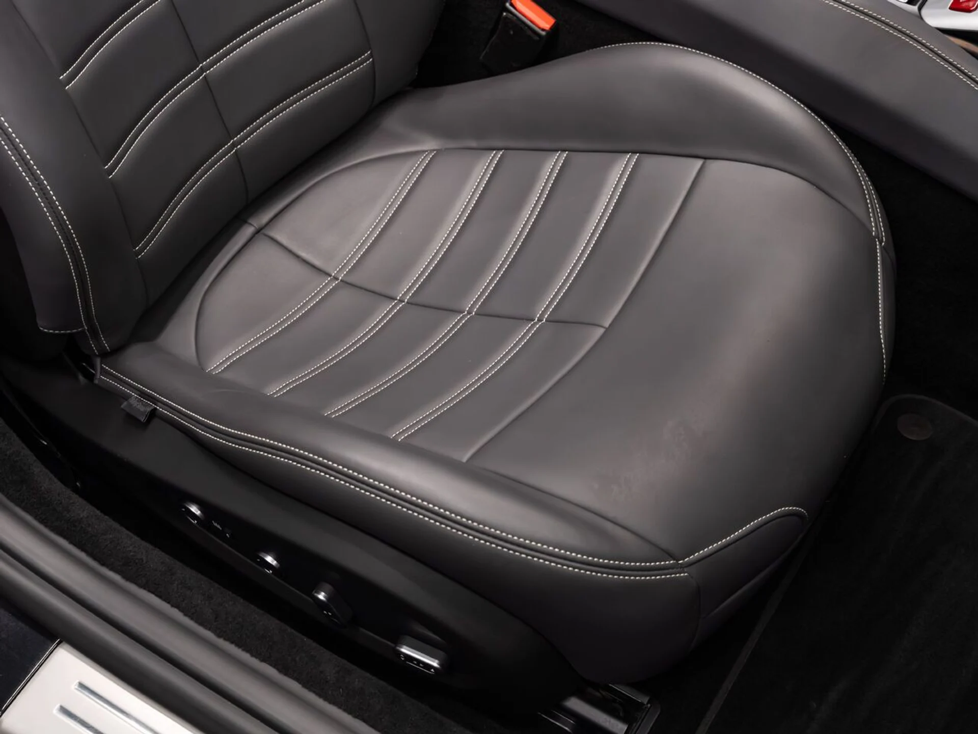 mph113_898137509_ferrari_california_2015_f591d89912