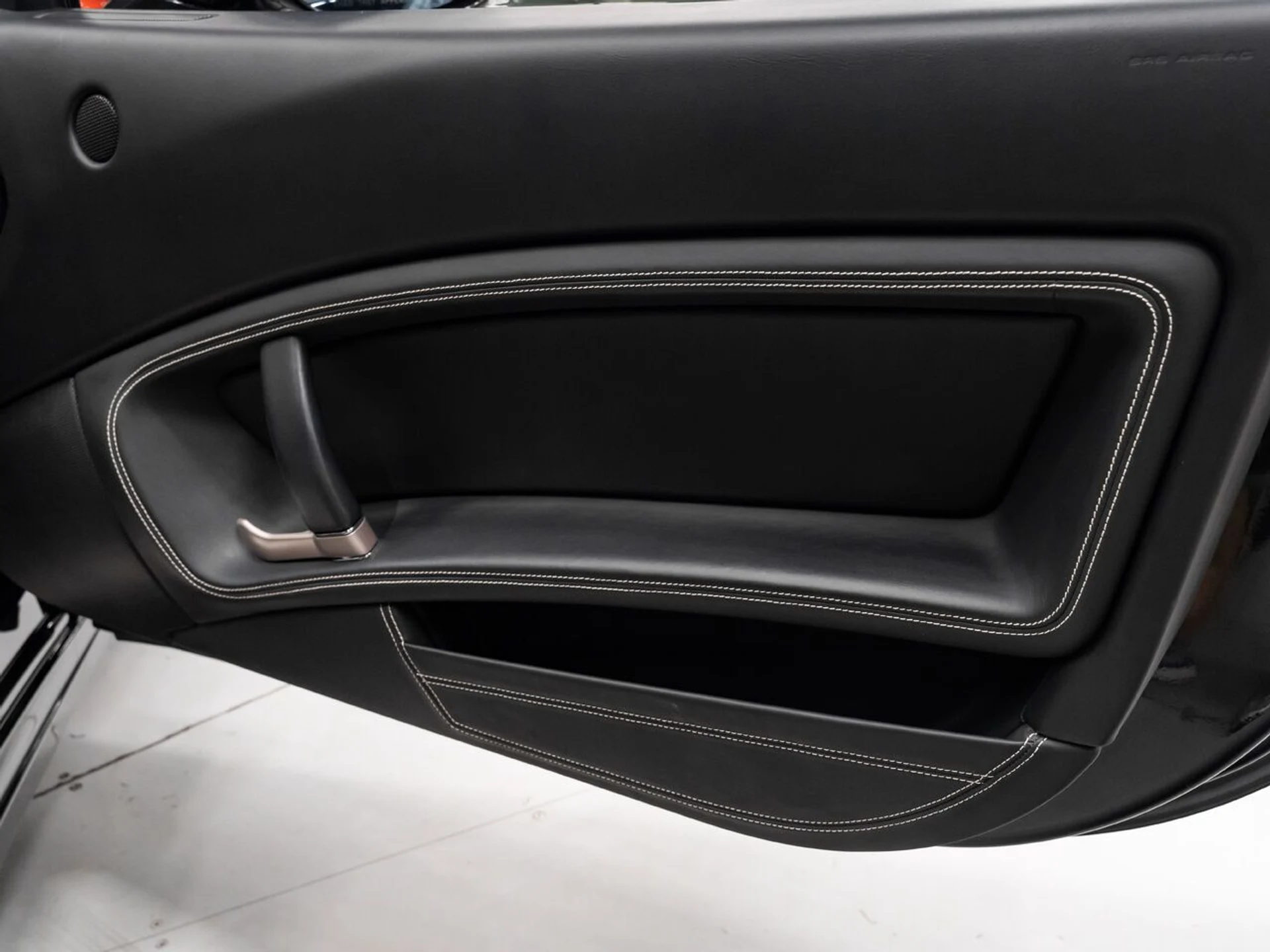 mph114_1685682737_ferrari_california_2011_3bc7f6630d