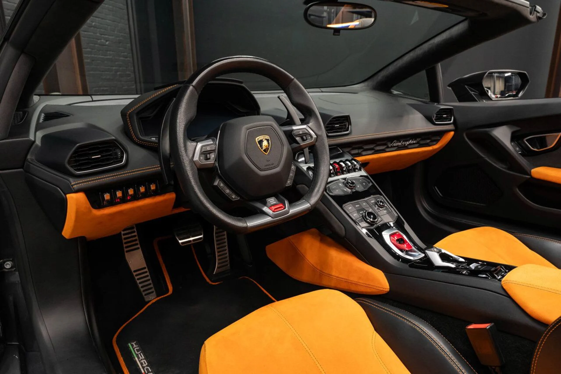 mph114_2292520616_lamborghini_huracan_2016_3adfb8e356