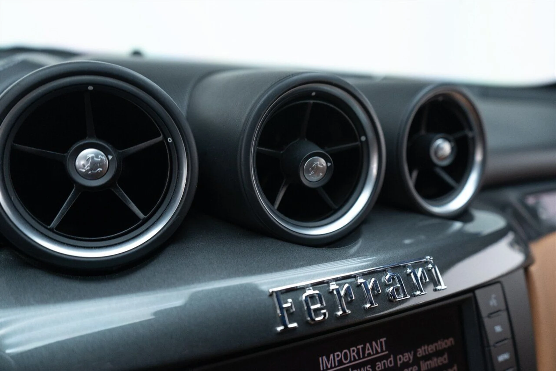 mph114_2315702588_3065727536_1280_c665500255