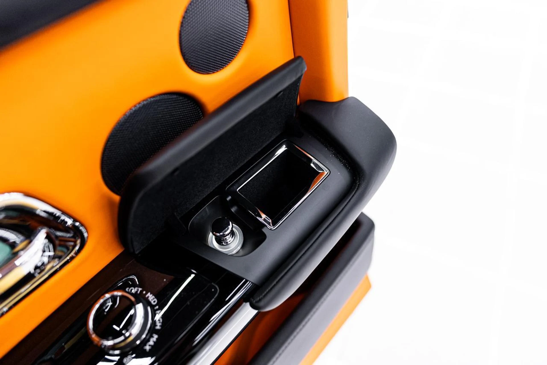 mph114_2733680644_d911fcb293f13c3c5d21d4bd9ee237bb_7ab70ec7ba