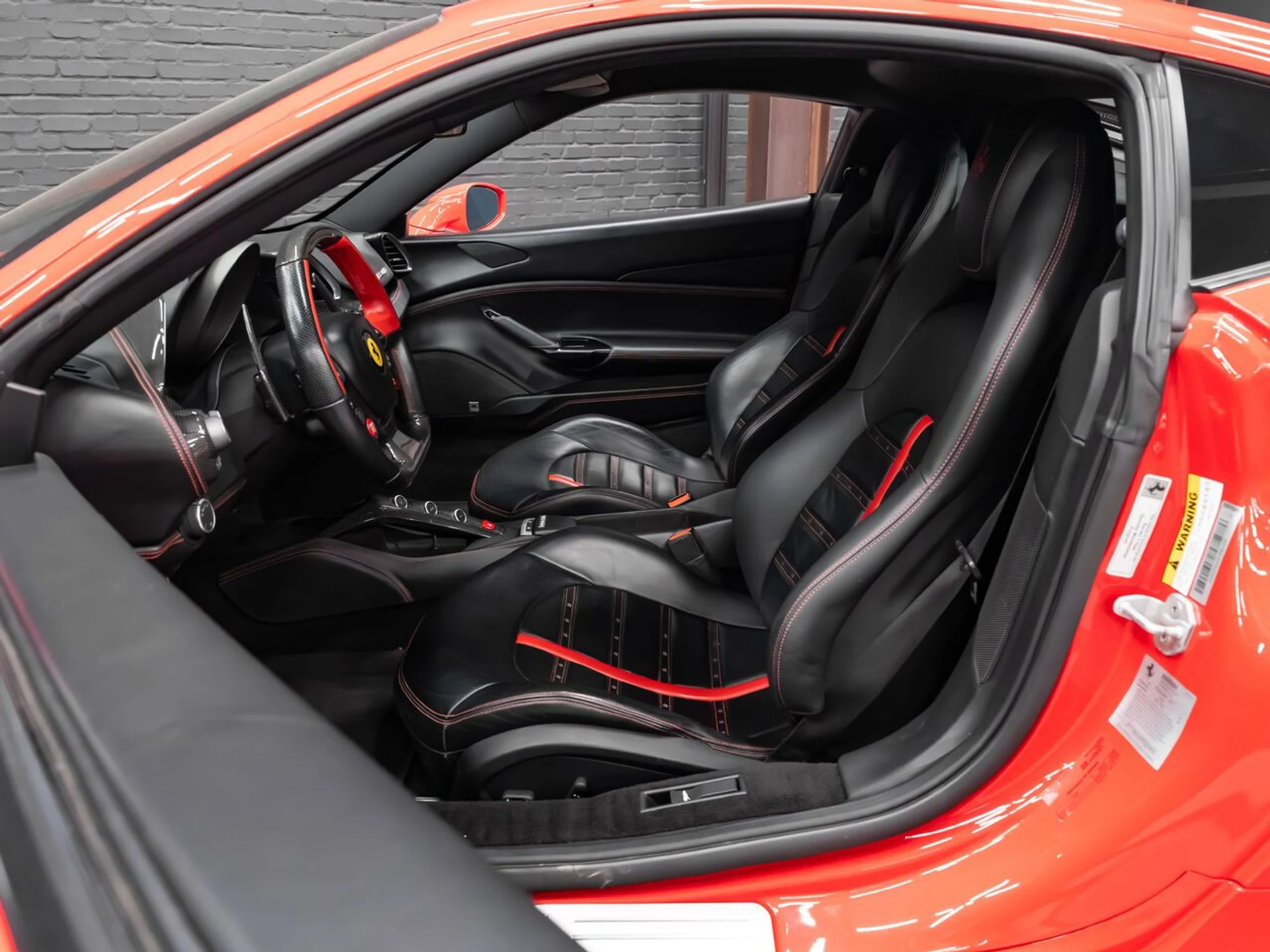 mph114_3200706833_ferrari_488_gtb_2017_81e1ce66f0