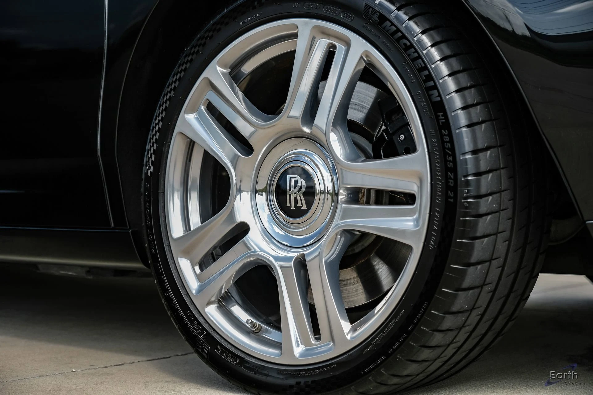 mph114_3301323689_fd99ab8cbdce070df2a04b56baf5cd1cx_0c9afbd525