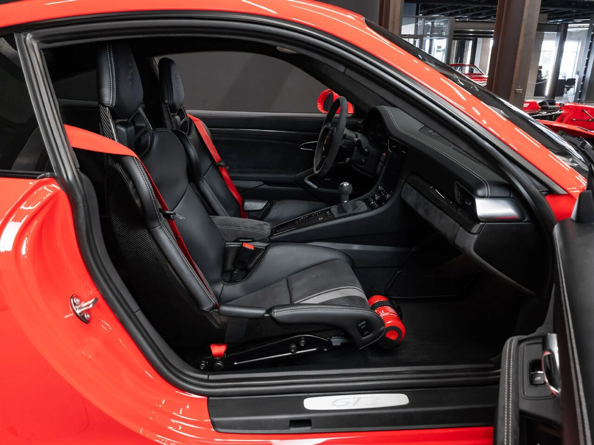 mph114_3963903511_porsche_911_2018_cc5a79b177