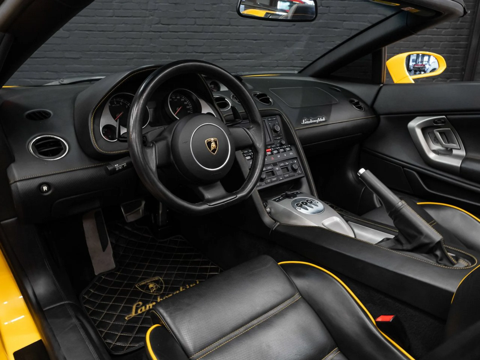 mph114_491617023_lamborghini_gallardo_2006_bf3f0f818d