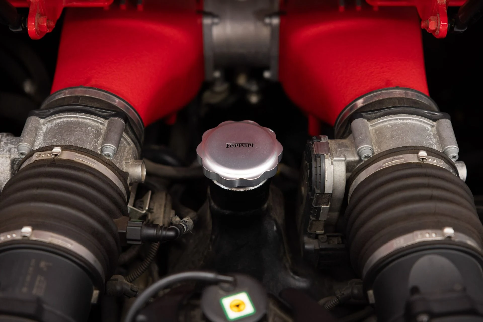 mph115_135855515_Used_2014_Ferrari_458_Spider_1791906932_d6ad1c8f92