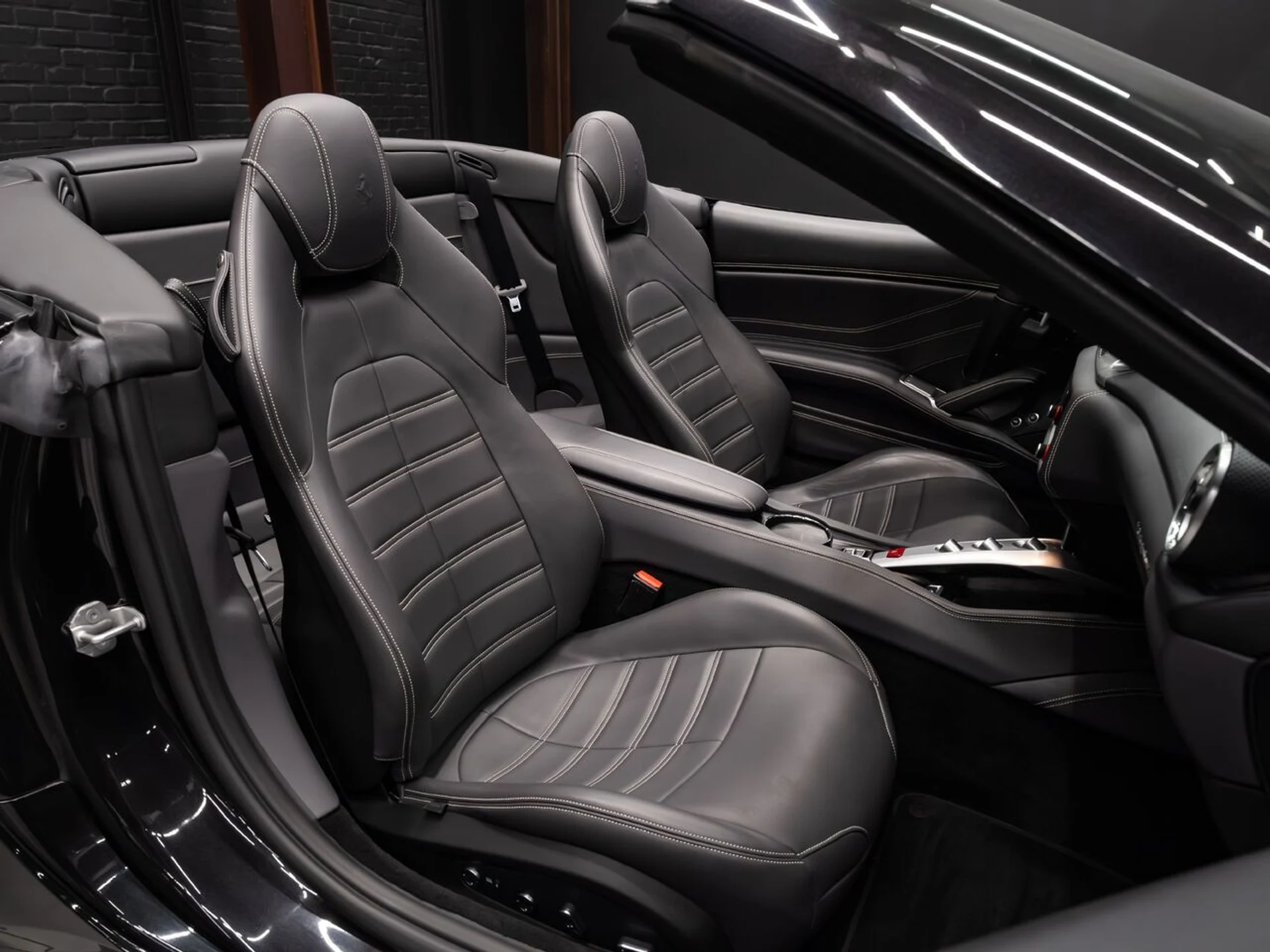 mph115_1578245858_ferrari_california_2015_76b0e6e41c