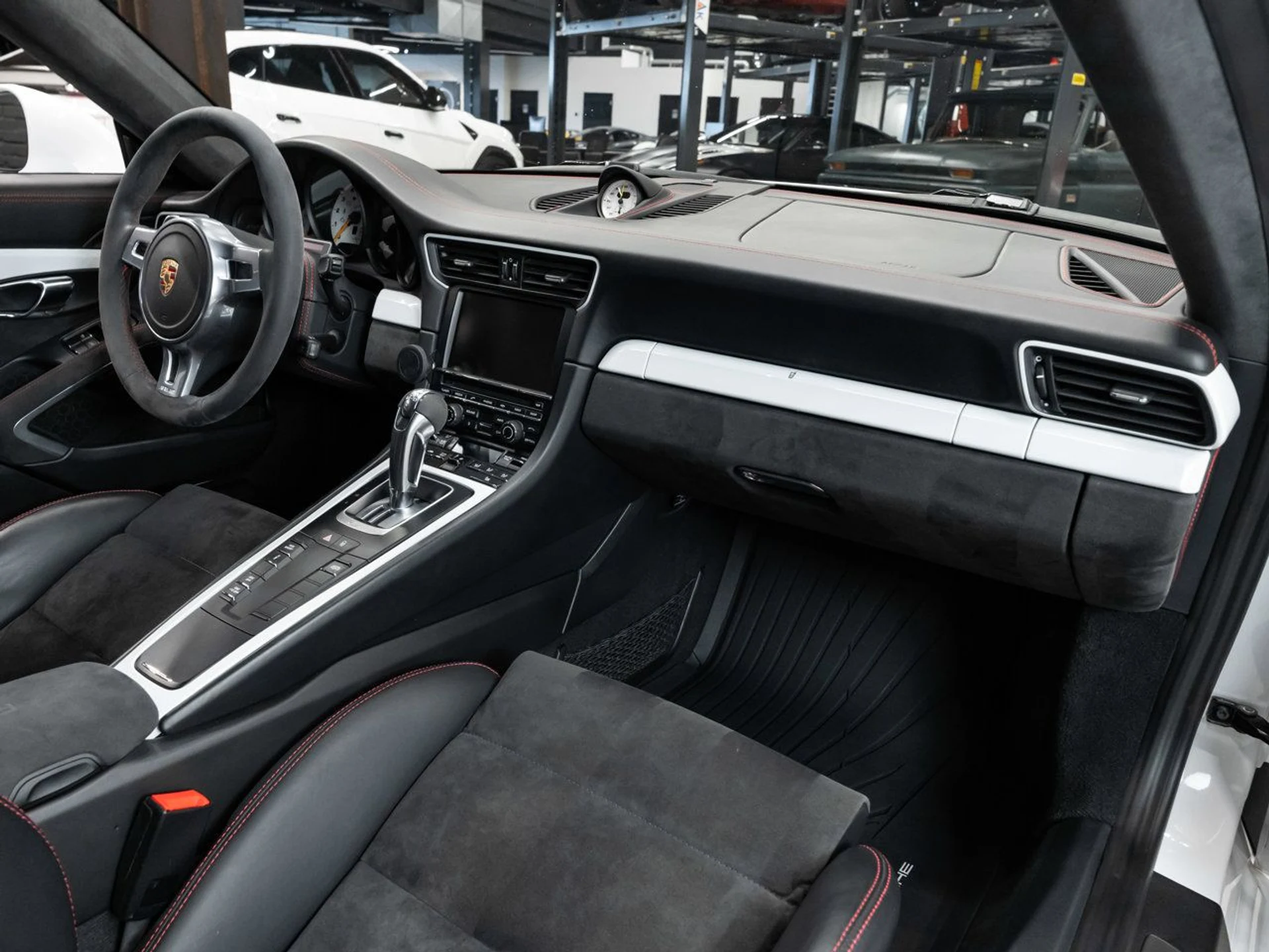 mph115_1754172243_porsche_911_2015_8e4f96bba1