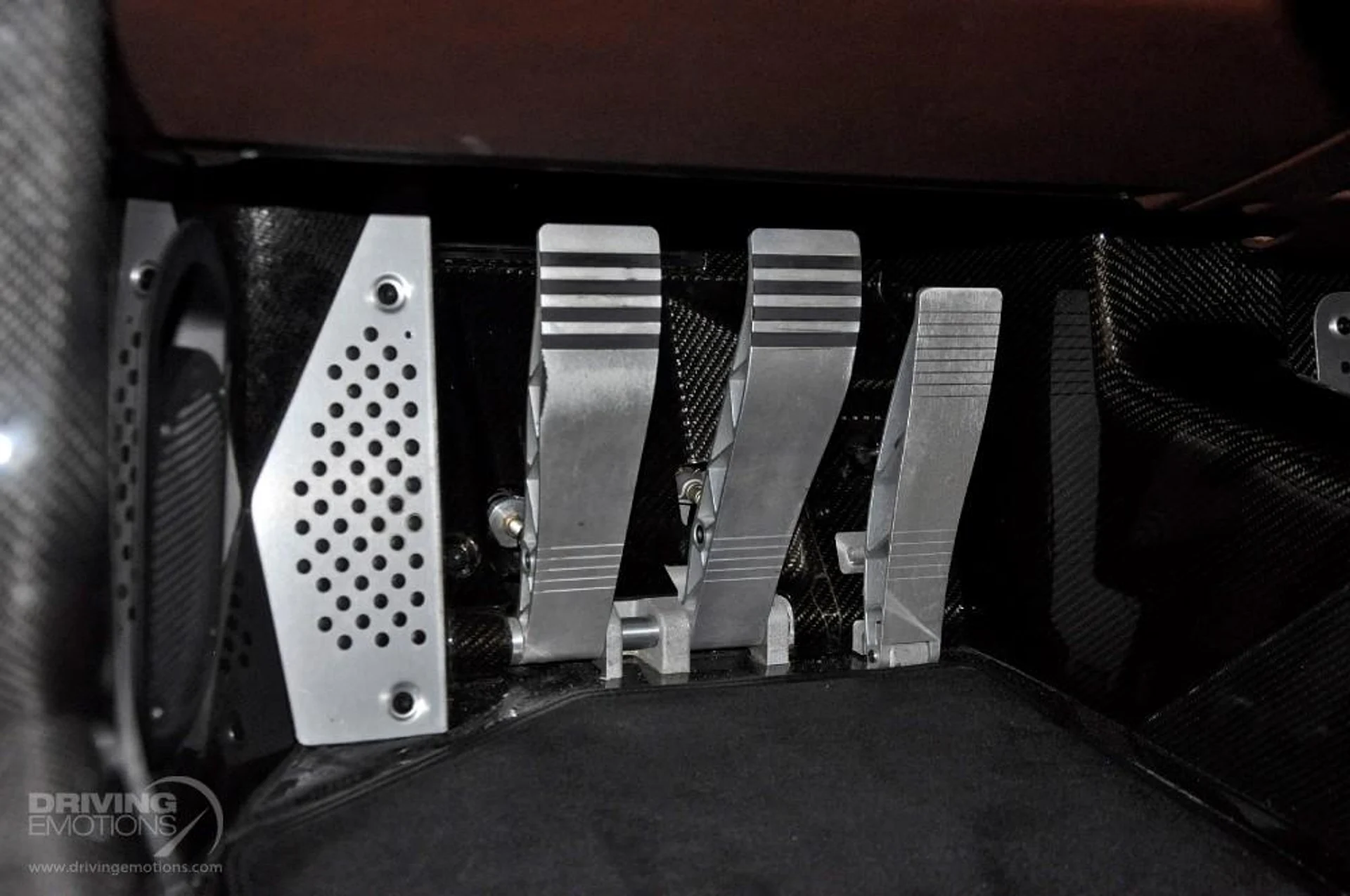 mph115_2278552362_186_p116_l_7ebe1185f4