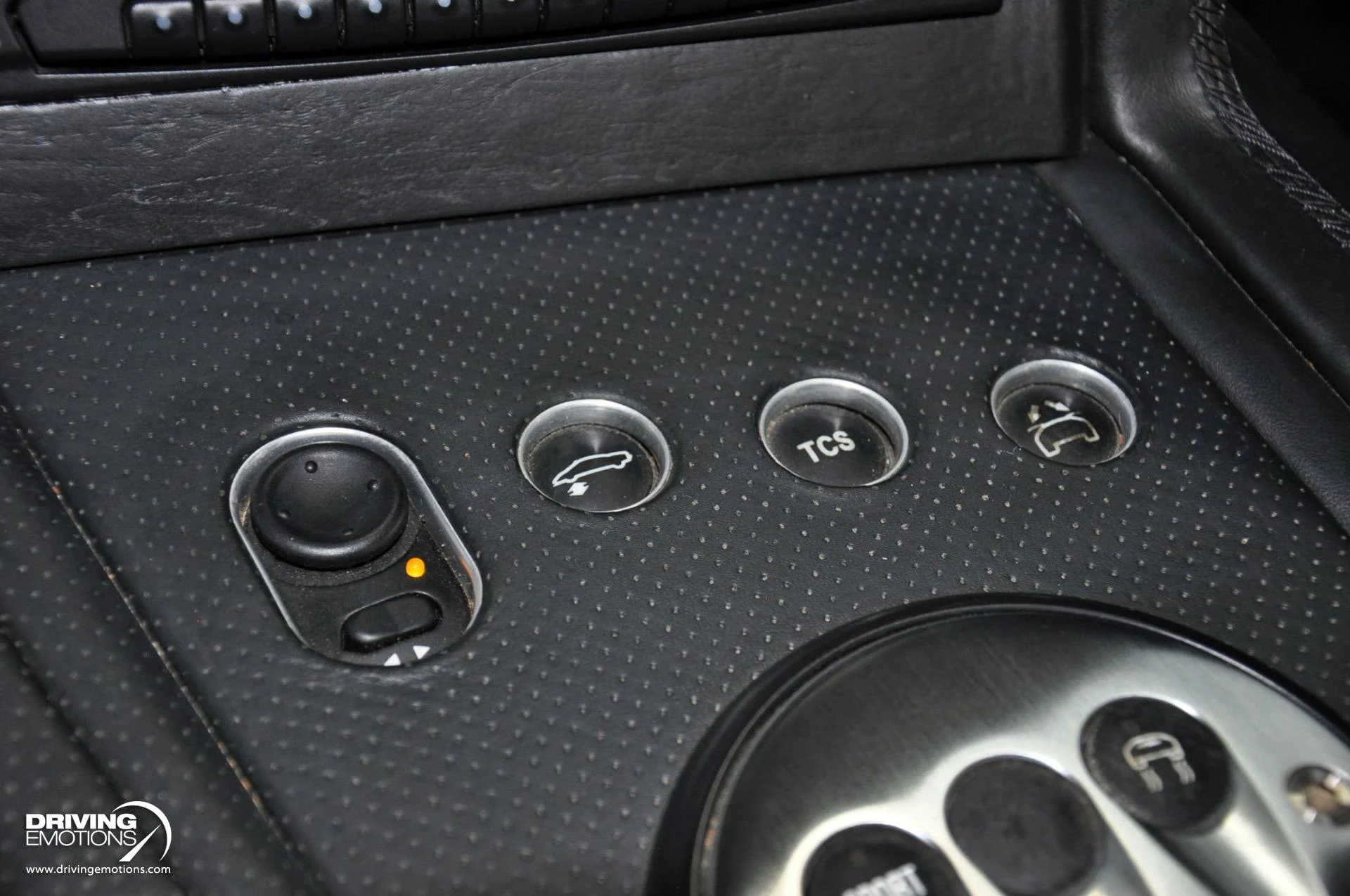 mph115_367729978_862_p116_l_54e8ed3772