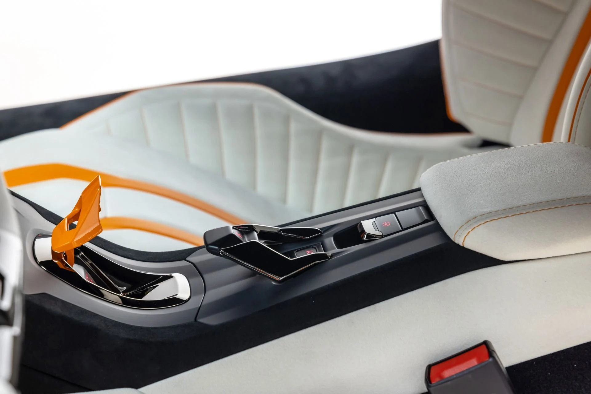 mph115_685433662_13165_p116_l_4809ddb30a